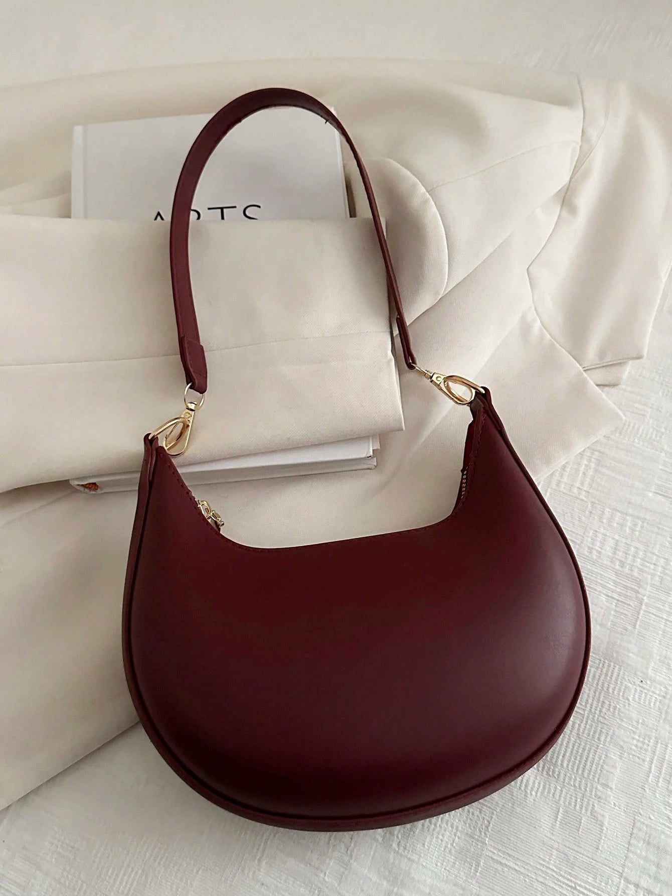 1pc Coffee Brown Crescent-Shaped PU Leather Shoulder Bag, Fashion Simple Solid Color Women Underarm Bag, Autumn/Winter