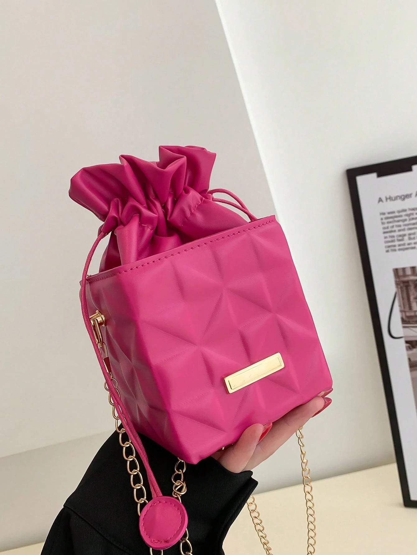 Women's Drawstring Closure Square Mini Chain Crossbody Bag