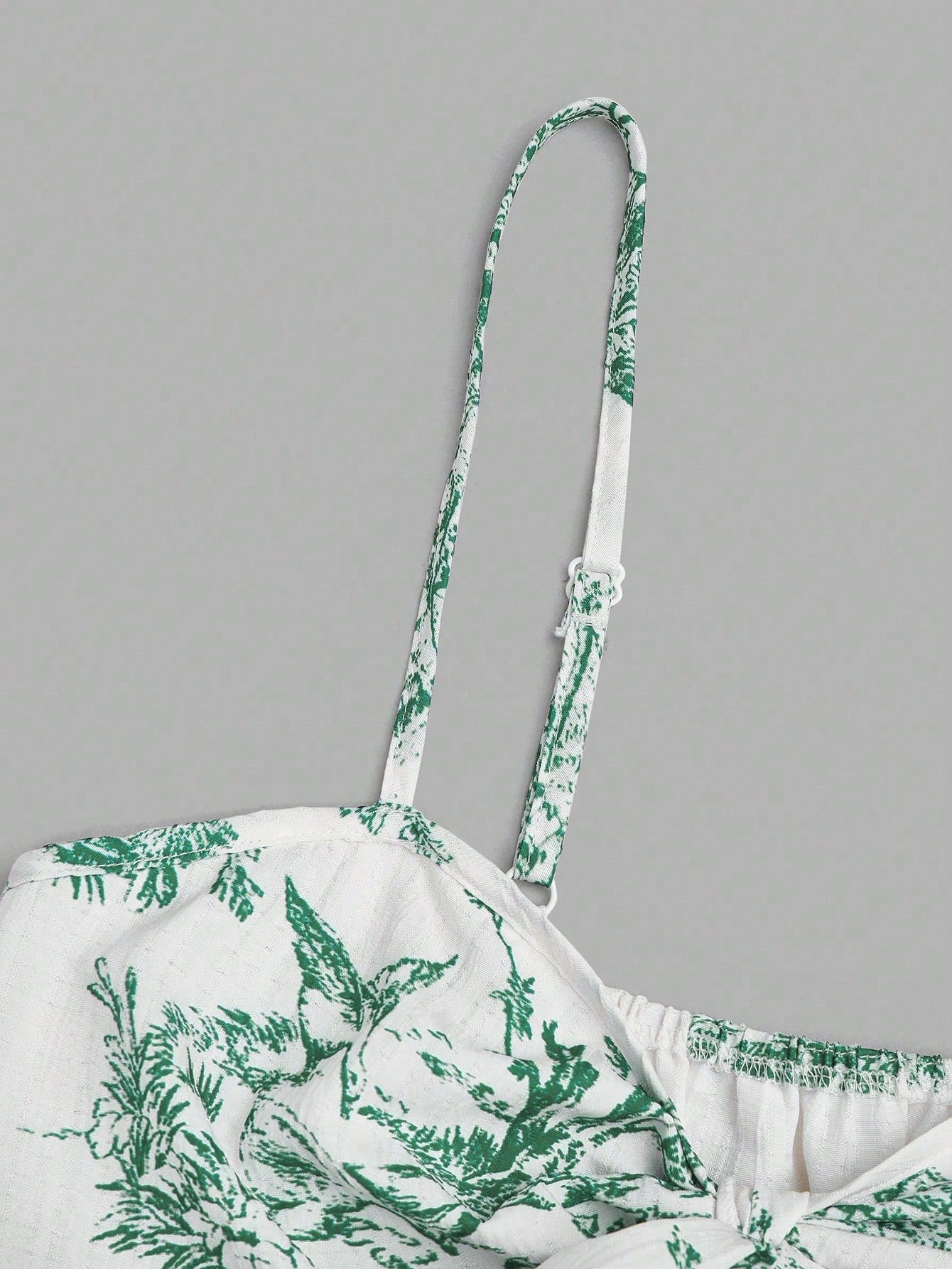 GlowEve Women's Textured Print Fitted Camisole, Elegant For Vacation, Commute, And Daily Wear