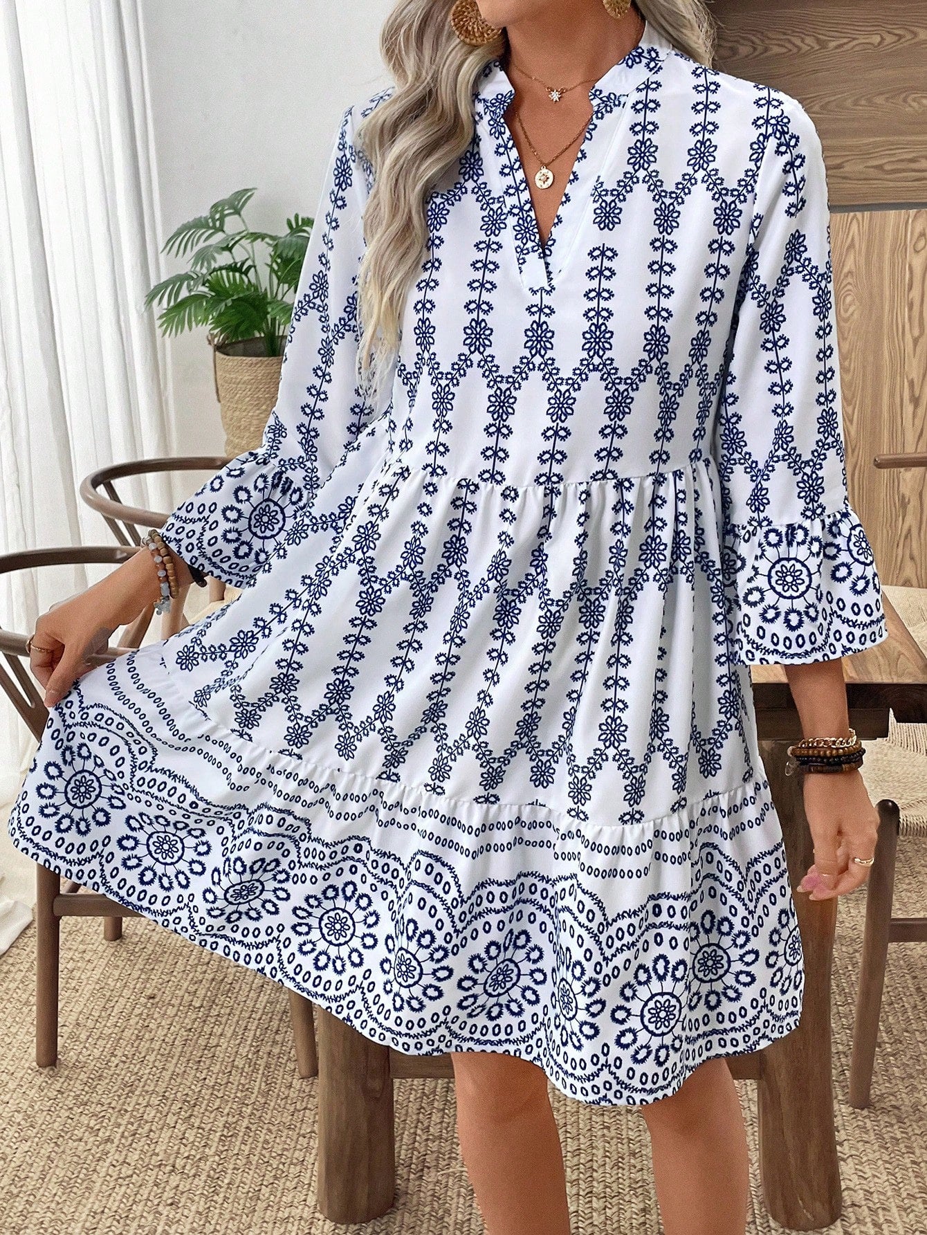 EMERY ROSE Women's Floral Print Cutout V-Neck Ruffled Hem Long Sleeve Mini Dress,Summer Dresses For Women