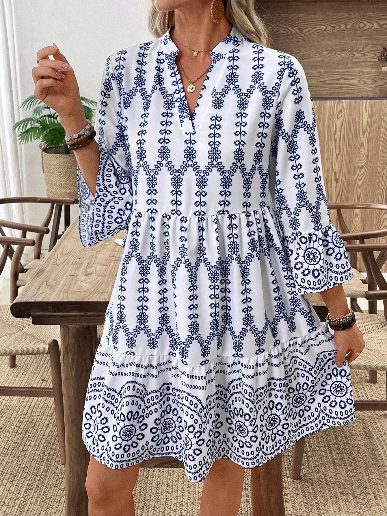 EMERY ROSE Women's Floral Print Cutout V-Neck Ruffled Hem Long Sleeve Mini Dress,Summer Dresses For Women