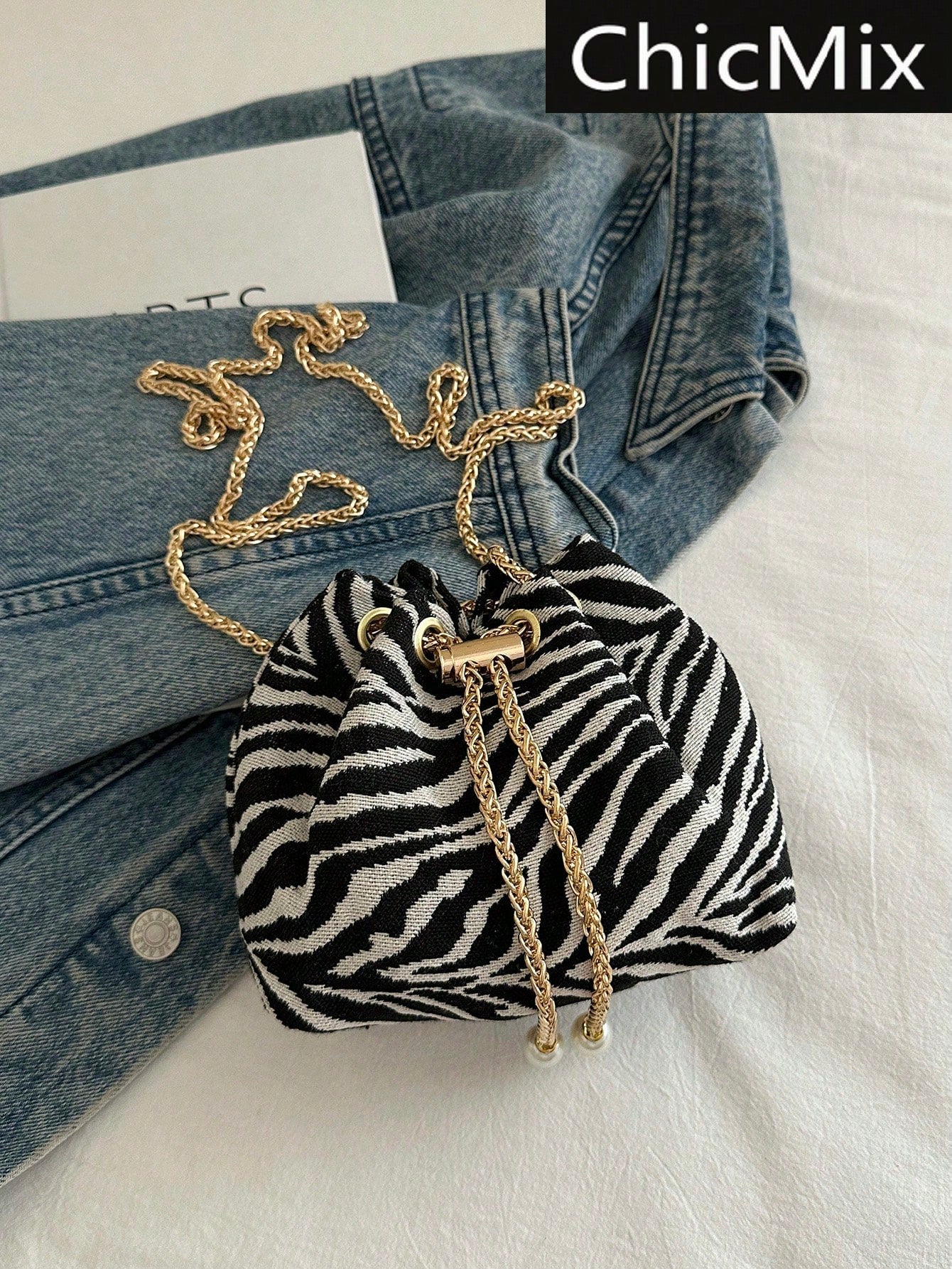 Fashion Solid Color Hollow Out Woven Chain Drawstring Mini Crossbody Bucket Bag