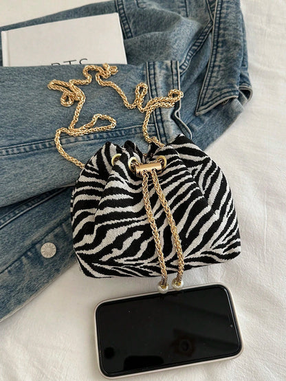 Fashion Solid Color Hollow Out Woven Chain Drawstring Mini Crossbody Bucket Bag