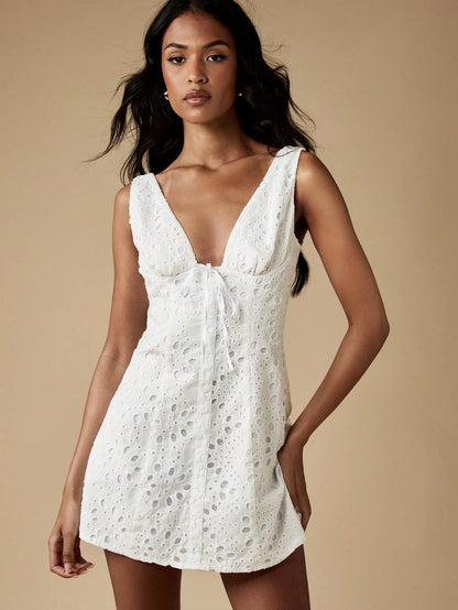 MISSGUIDED Summer Broderie Anglaise Mini Dress Button Front Eyelet Lace Party Beach Vacation Tie Front V Neck A Line Sundress