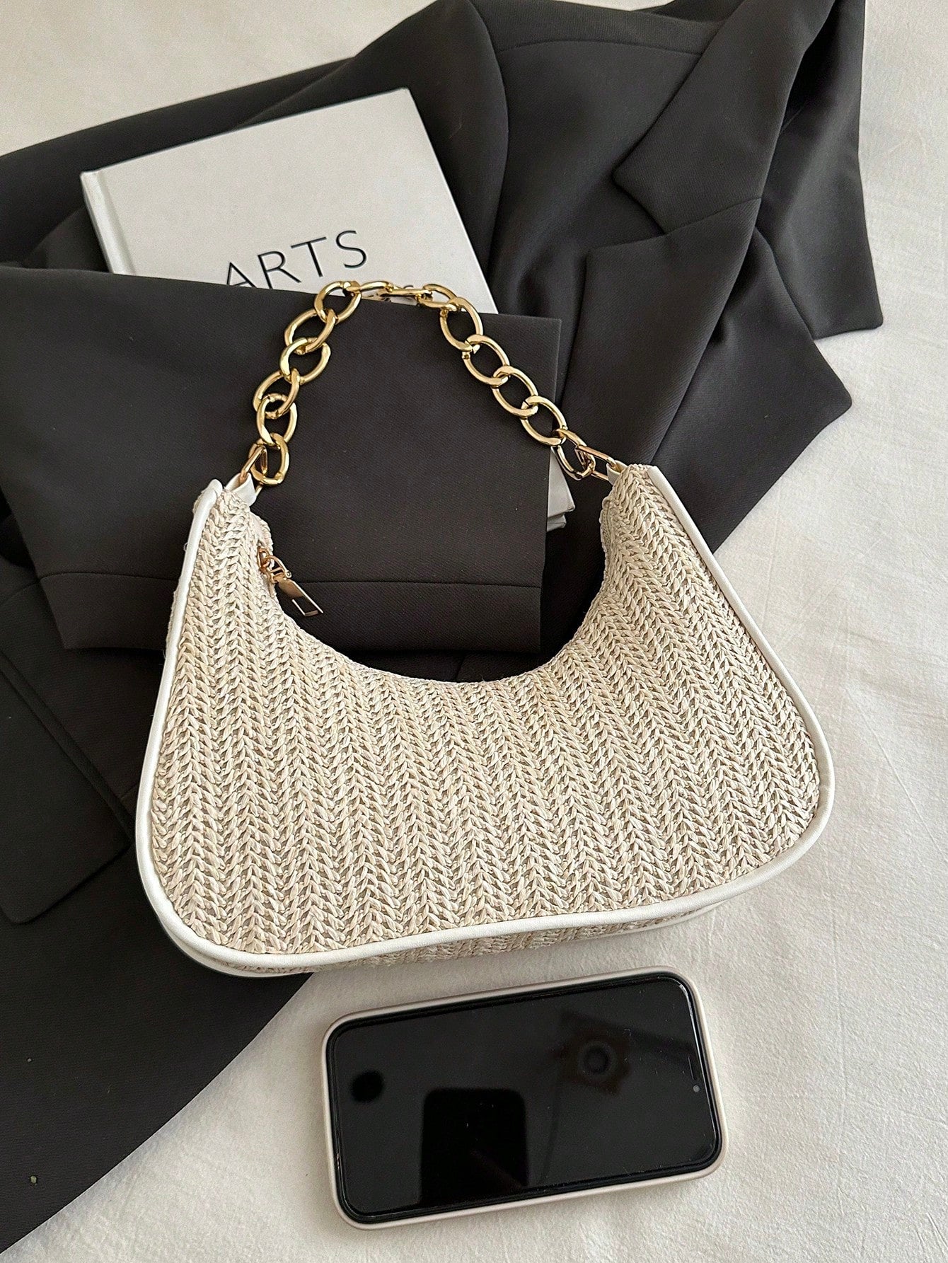 Fashionable Solid-Color Metal Chain Straw Crescent Moon Tote Bag, Women's Multi-Purpose Handbag, Clutch, Beach Bag, Casual Straw Handbag, Phone Pouch
