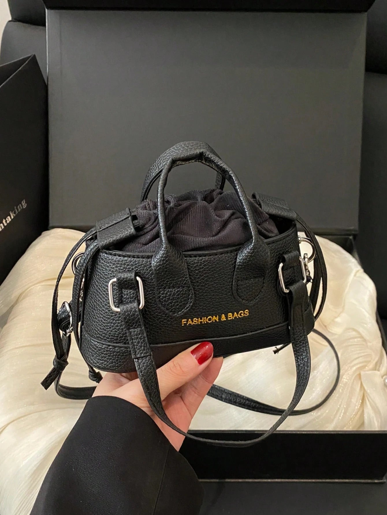 Crocodile Embossed Bucket Bag Mini Drawstring Design Funky