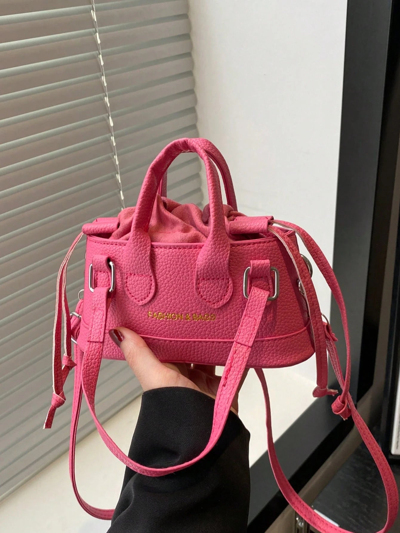 Crocodile Embossed Bucket Bag Mini Drawstring Design Funky