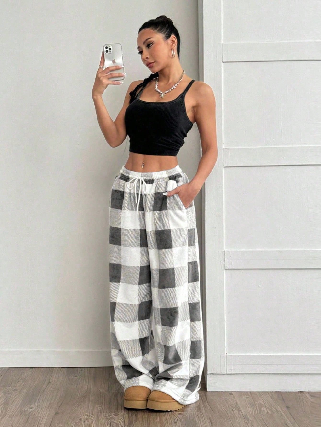 Coolane Women's Fall/Winter Streetwear Going Out Vintage Back To School Casual Front Tie Plaid Pocket Trousers With Fleece