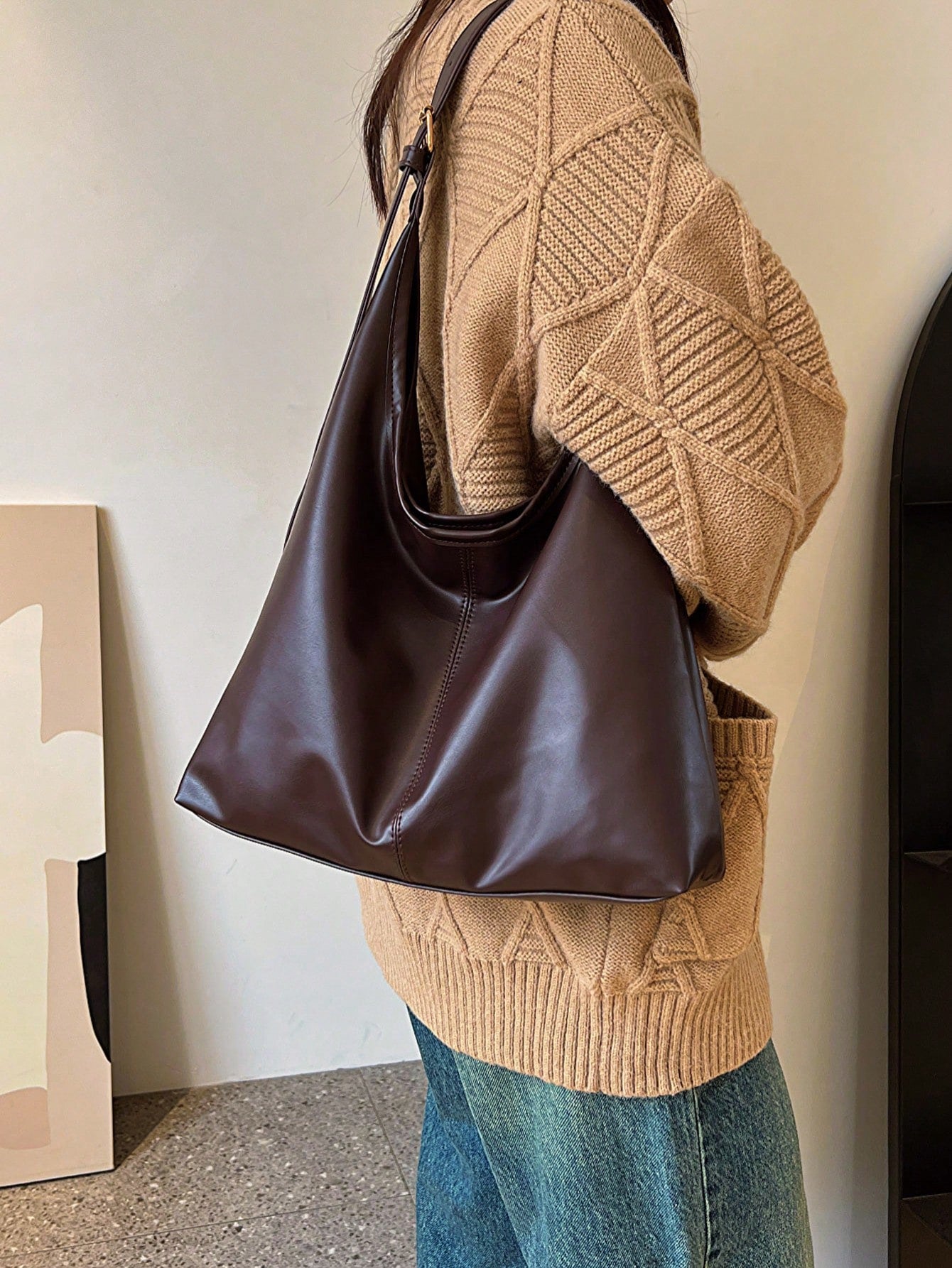 This Year's Fashionable Large Tote Bag Women New Fashion Design Shoulder Bag Stylish Women Handbag