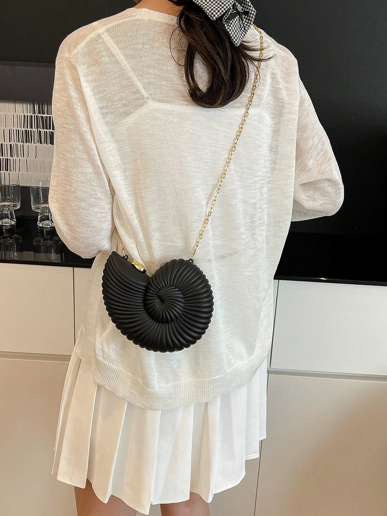 2025 Golden Conch Shaped Shoulder Bag, Detachable Shoulder Strap, Fashionable Lipstick Pouch, Elegant And Fashionable Shoulder Bag, Suitable For Evening Outings