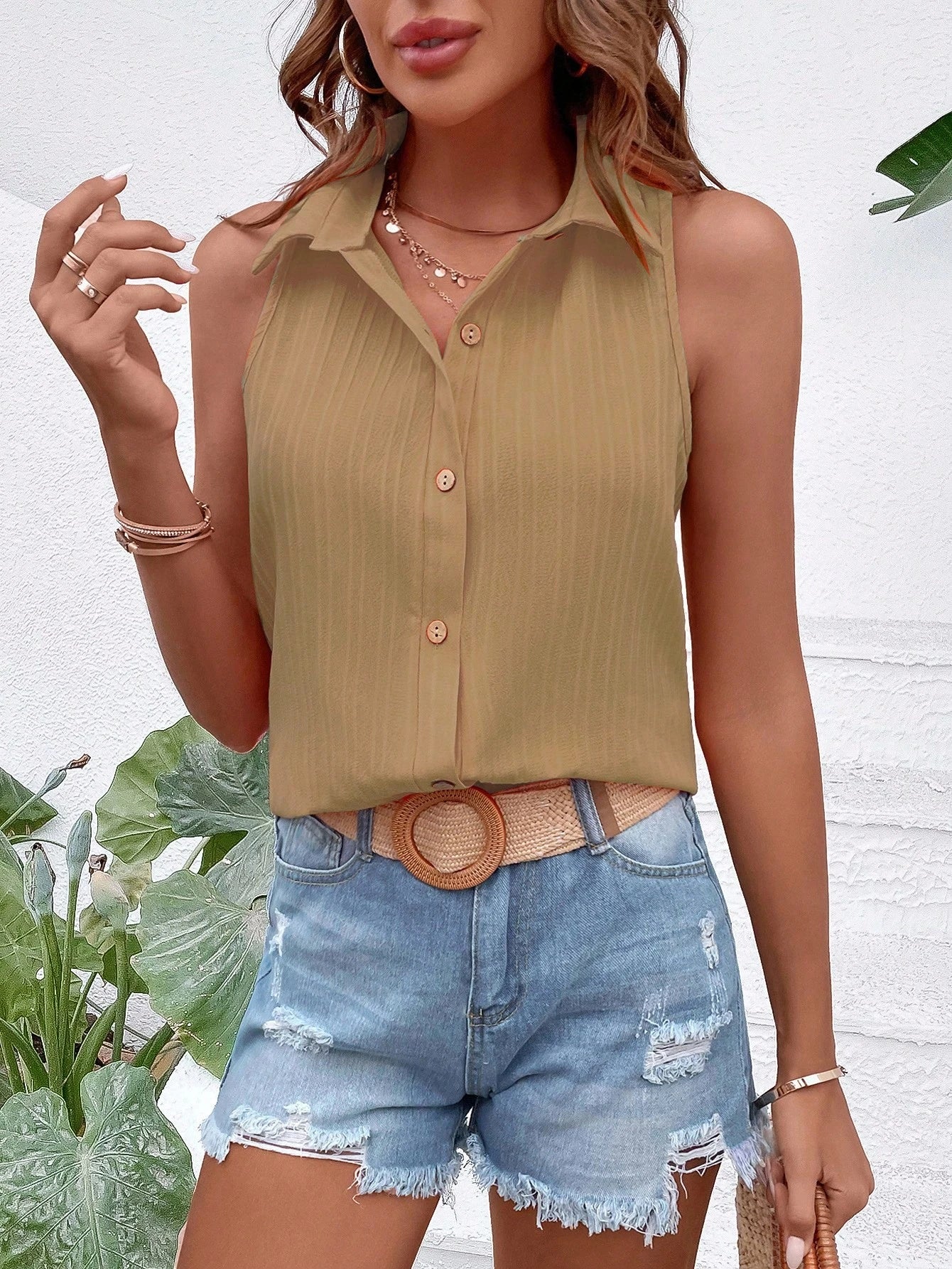 EMERY ROSE Sleeveless Button-Up Minimalist Casual Blouse Women Shirt