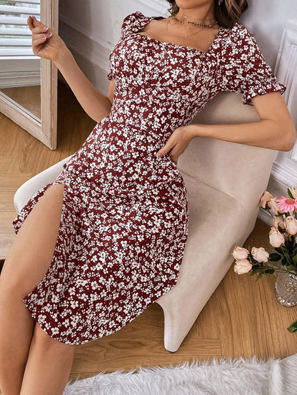 Breezaya Women's Random Printed Simple Daily Short-Sleeved Square Neck Dress Vacation Beach Outfit