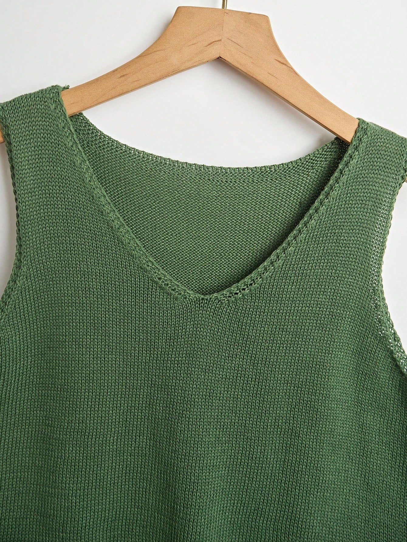 EMERY ROSE Women's Vacation Casual Solid Color Hollow Out Knit Top