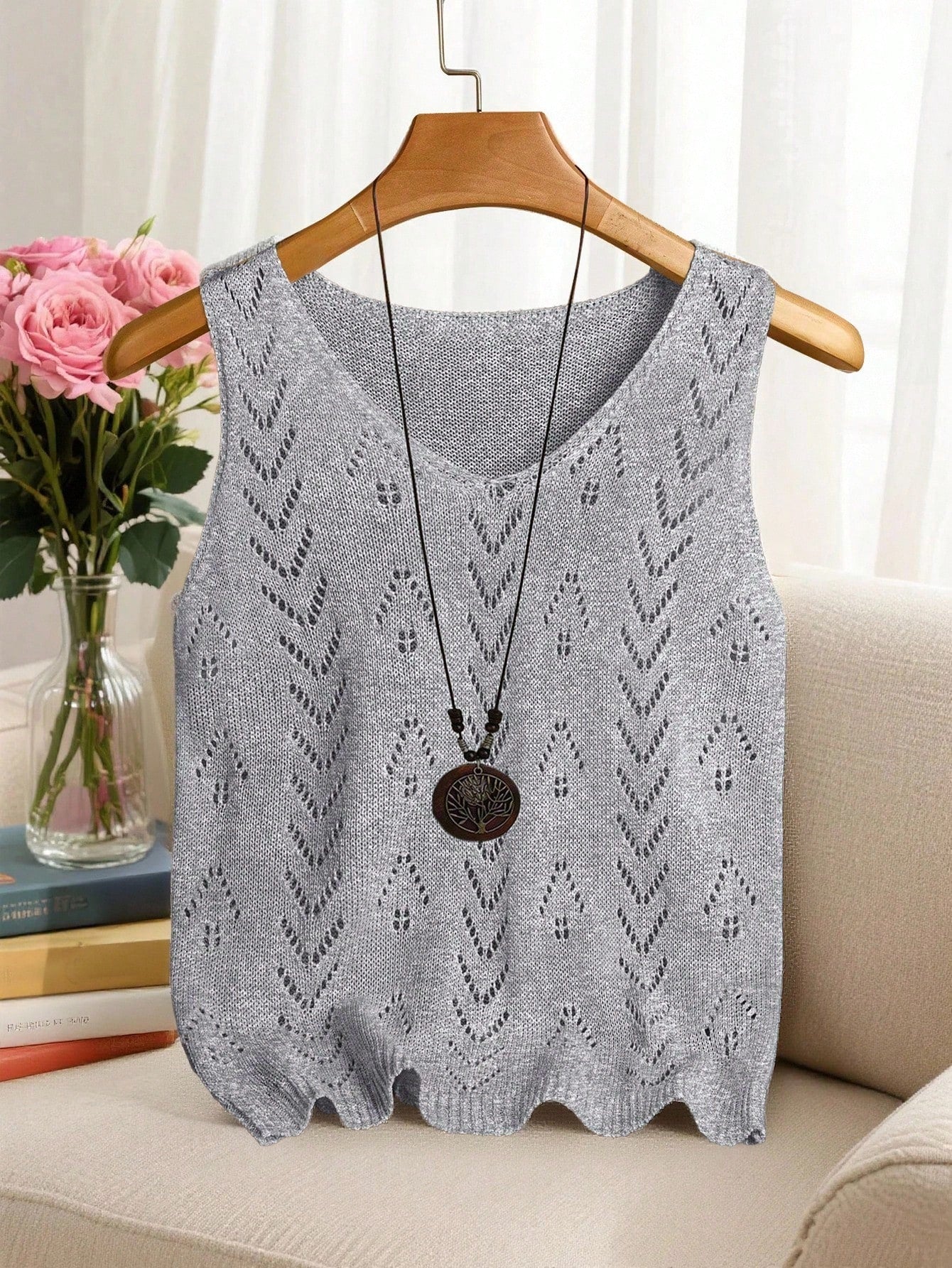 EMERY ROSE Women's Vacation Casual Solid Color Hollow Out Knit Top