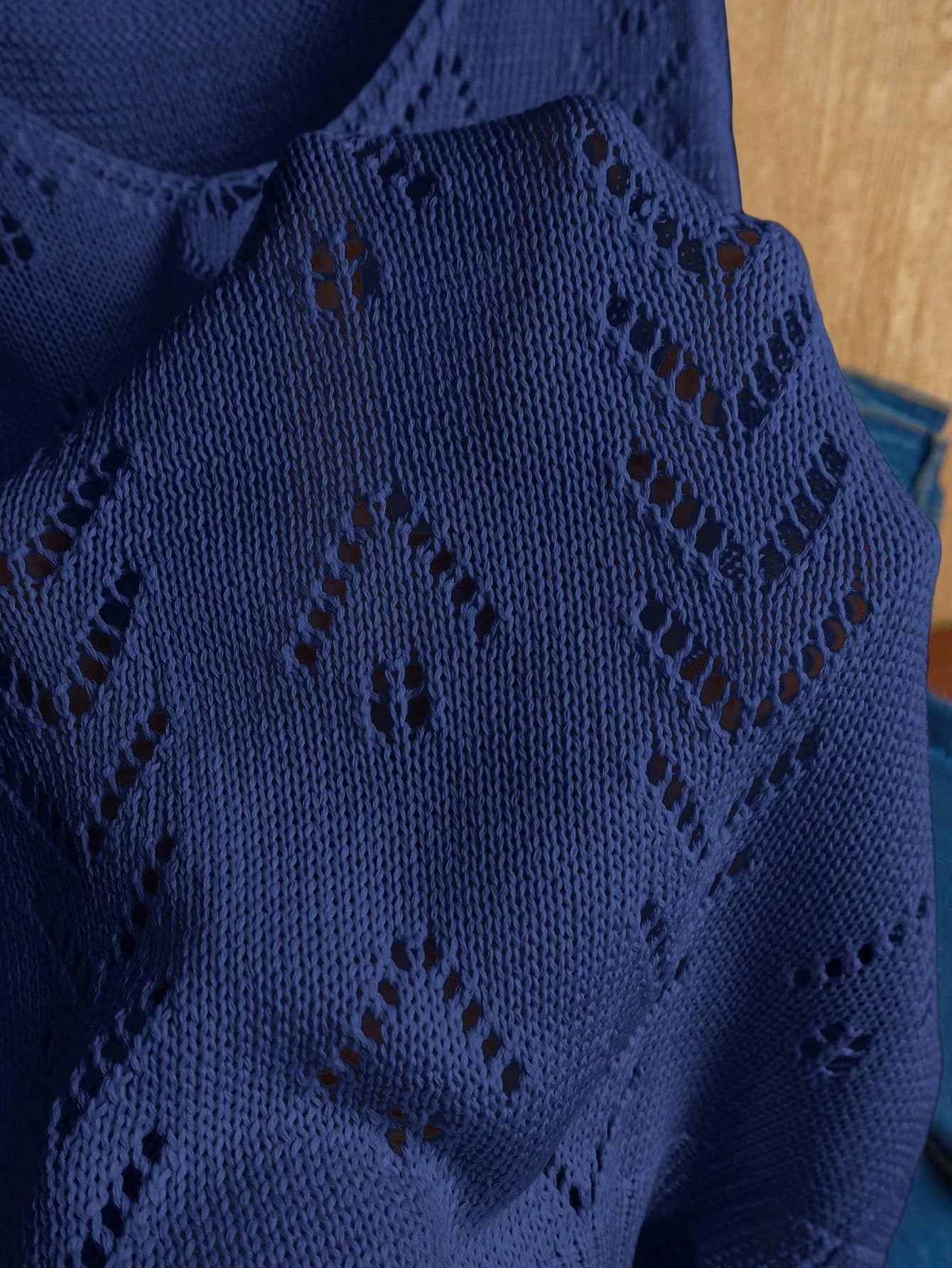 EMERY ROSE Women's Vacation Casual Solid Color Hollow Out Knit Top