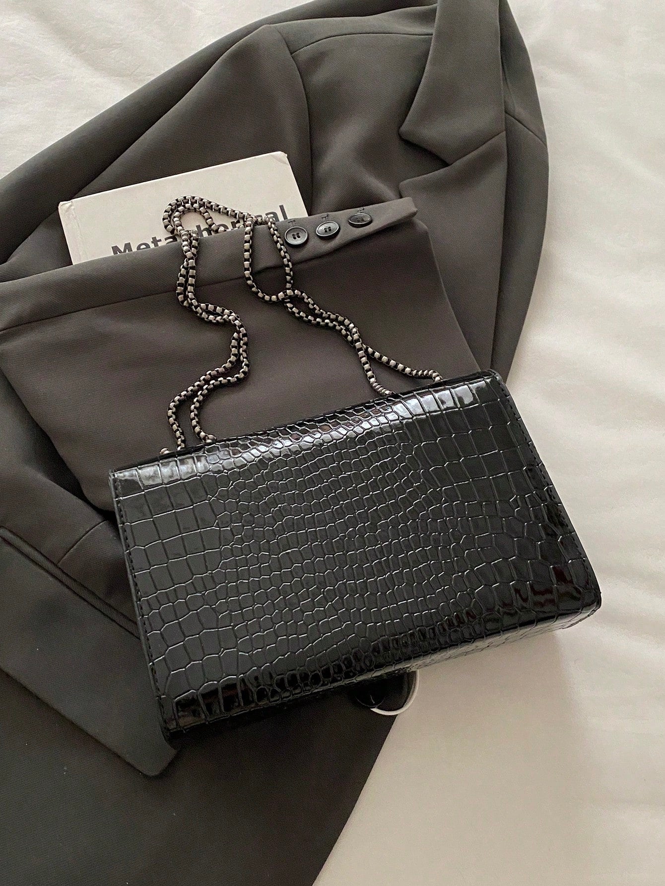 1pc Minimalist Fashion Indentation Diamond Shape Square Bag Lock Closure Flap Opening Metal Chain Shoulder Bag Suitable For Women's Daily Casual Use