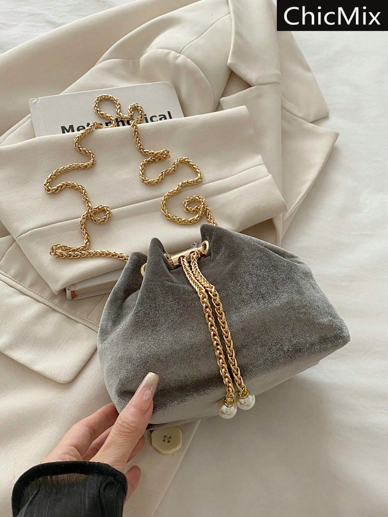 Fashion Solid Color Hollow Out Woven Chain Drawstring Mini Crossbody Bucket Bag