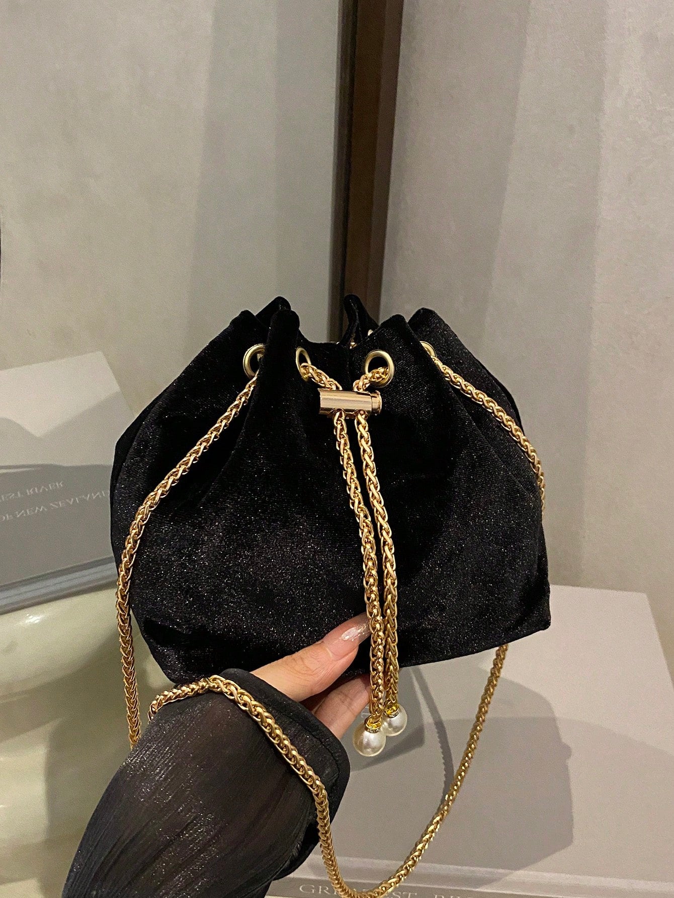 Fashion Solid Color Hollow Out Woven Chain Drawstring Mini Crossbody Bucket Bag