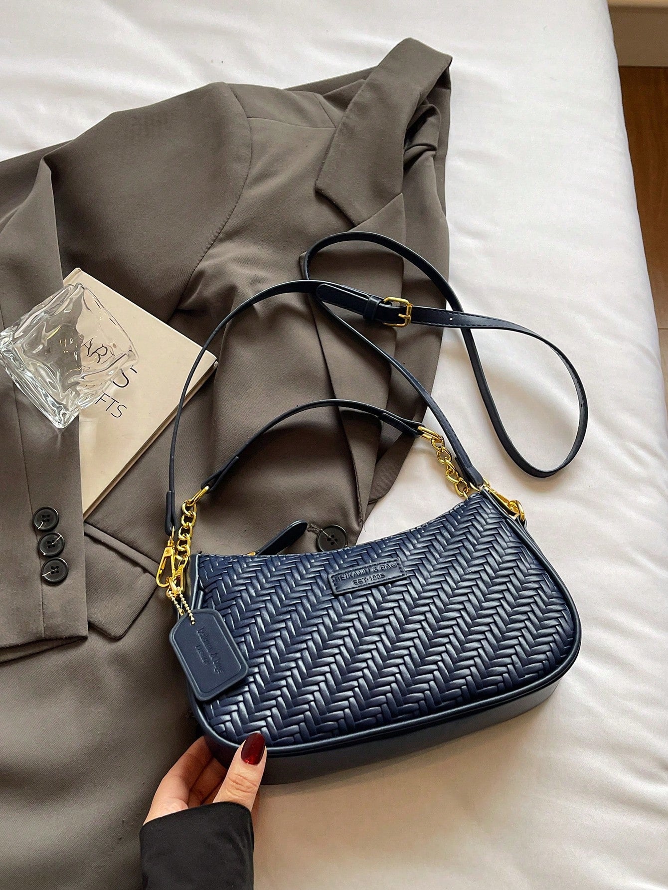 1pc Solid Color PU Leather Shoulder Bag For Women, Versatile Crossbody Bag For Commuting, Adjustable Shoulder Strap