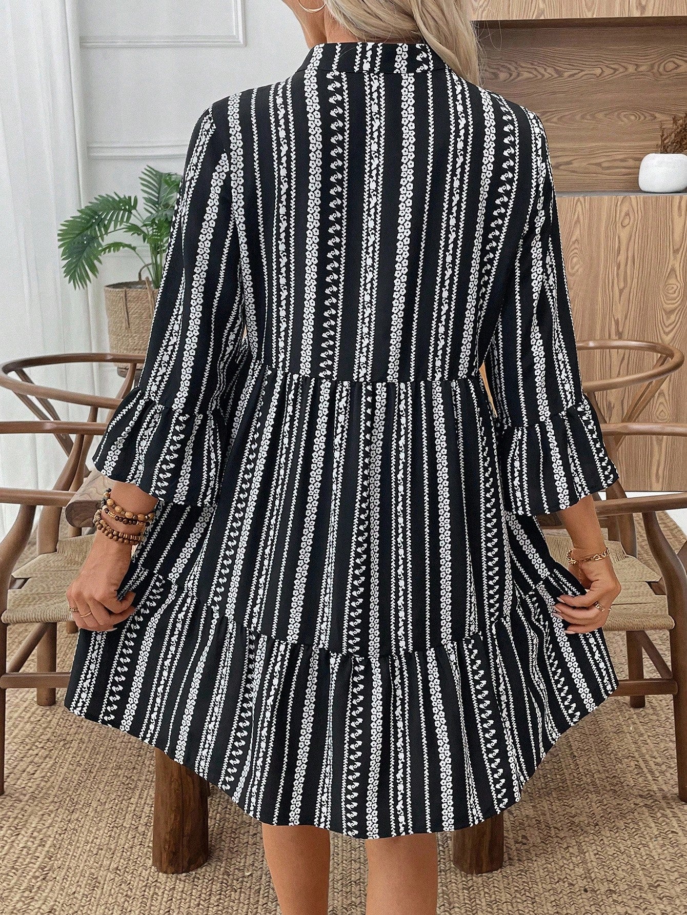 EMERY ROSE Women's Floral Print Cutout V-Neck Ruffled Hem Long Sleeve Mini Dress,Summer Dresses For Women