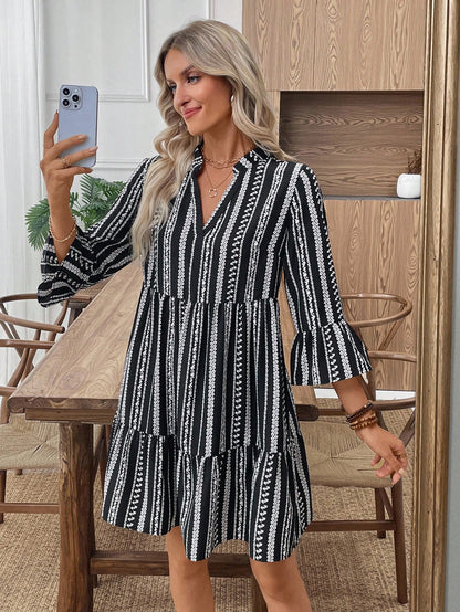 EMERY ROSE Women's Floral Print Cutout V-Neck Ruffled Hem Long Sleeve Mini Dress,Summer Dresses For Women