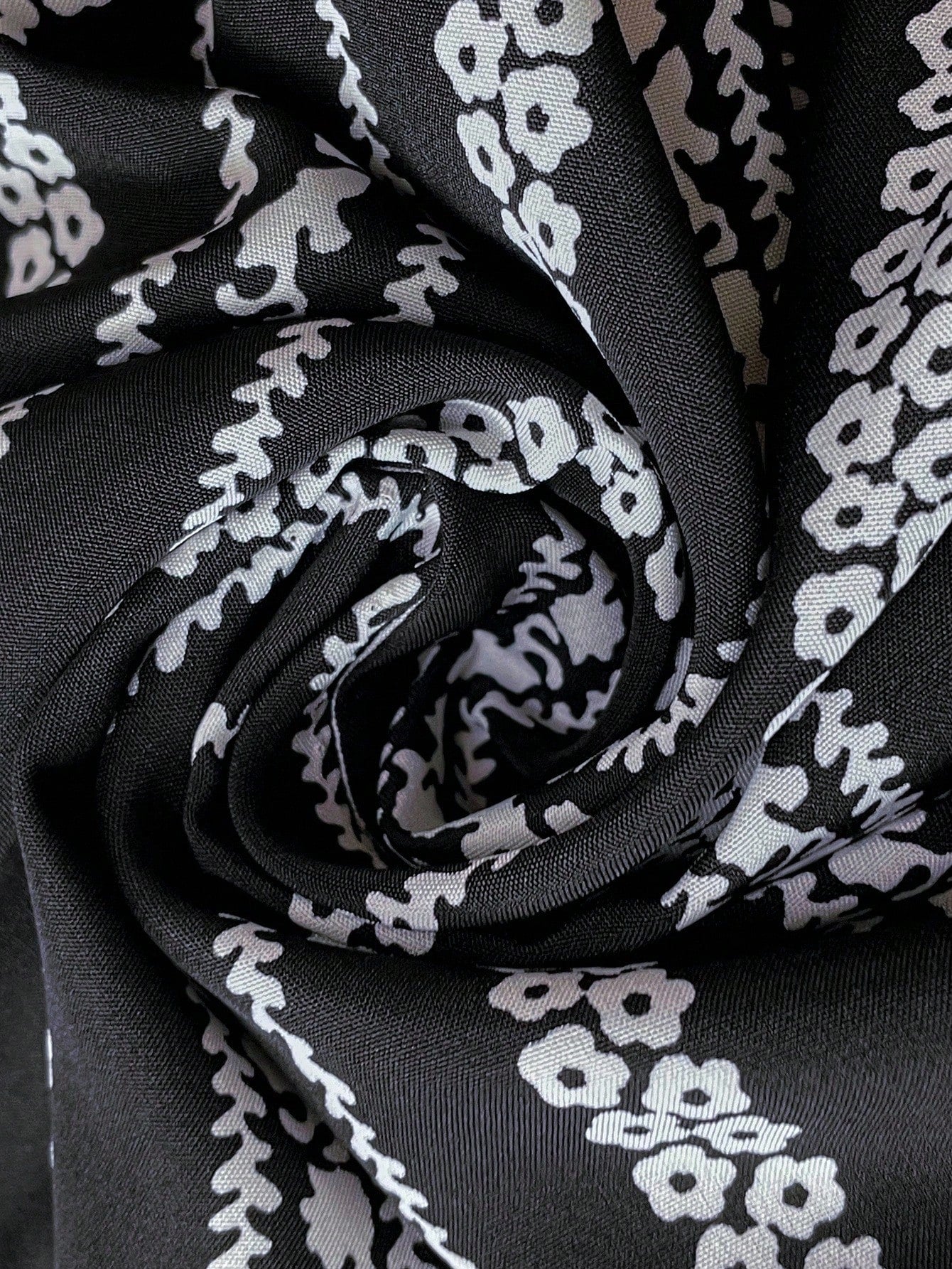 EMERY ROSE Women's Floral Print Cutout V-Neck Ruffled Hem Long Sleeve Mini Dress,Summer Dresses For Women