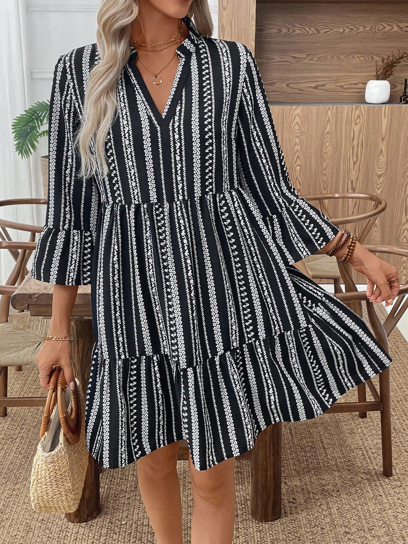 EMERY ROSE Women's Floral Print Cutout V-Neck Ruffled Hem Long Sleeve Mini Dress,Summer Dresses For Women