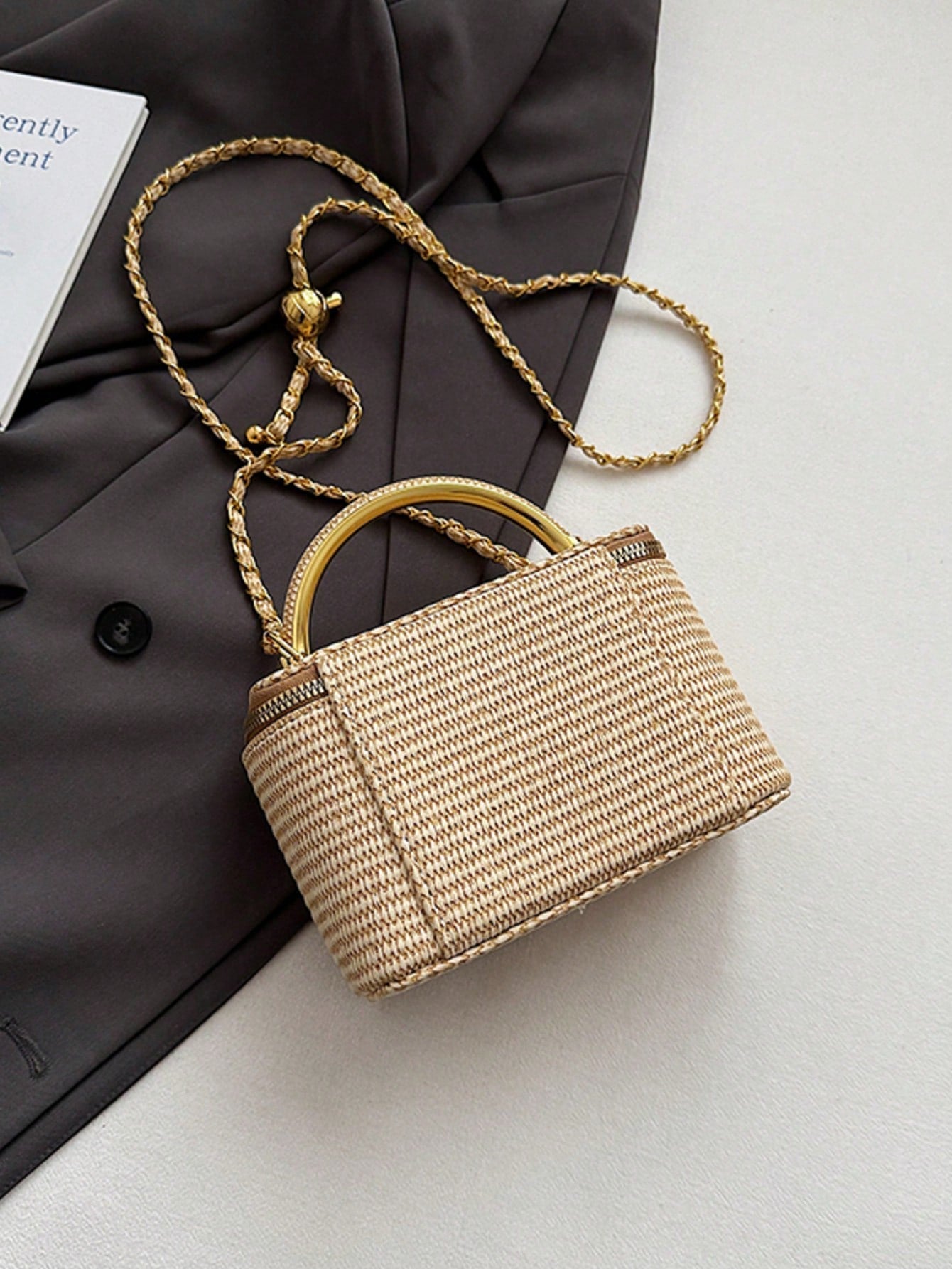 1pc New Minimalist Casual Versatile Woven Straw Lunch Box Bag, Chain Strap Shoulder Crossbody Bag, Holiday Best Seller Small Shoulder Crossbody Bag