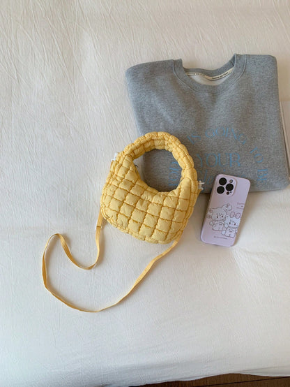 2024 New Style Cloud-Shaped Ruched Orange Bag, Handheld Bag, Versatile Casual Women's Bag, Crescent-Shaped Clutch Bag