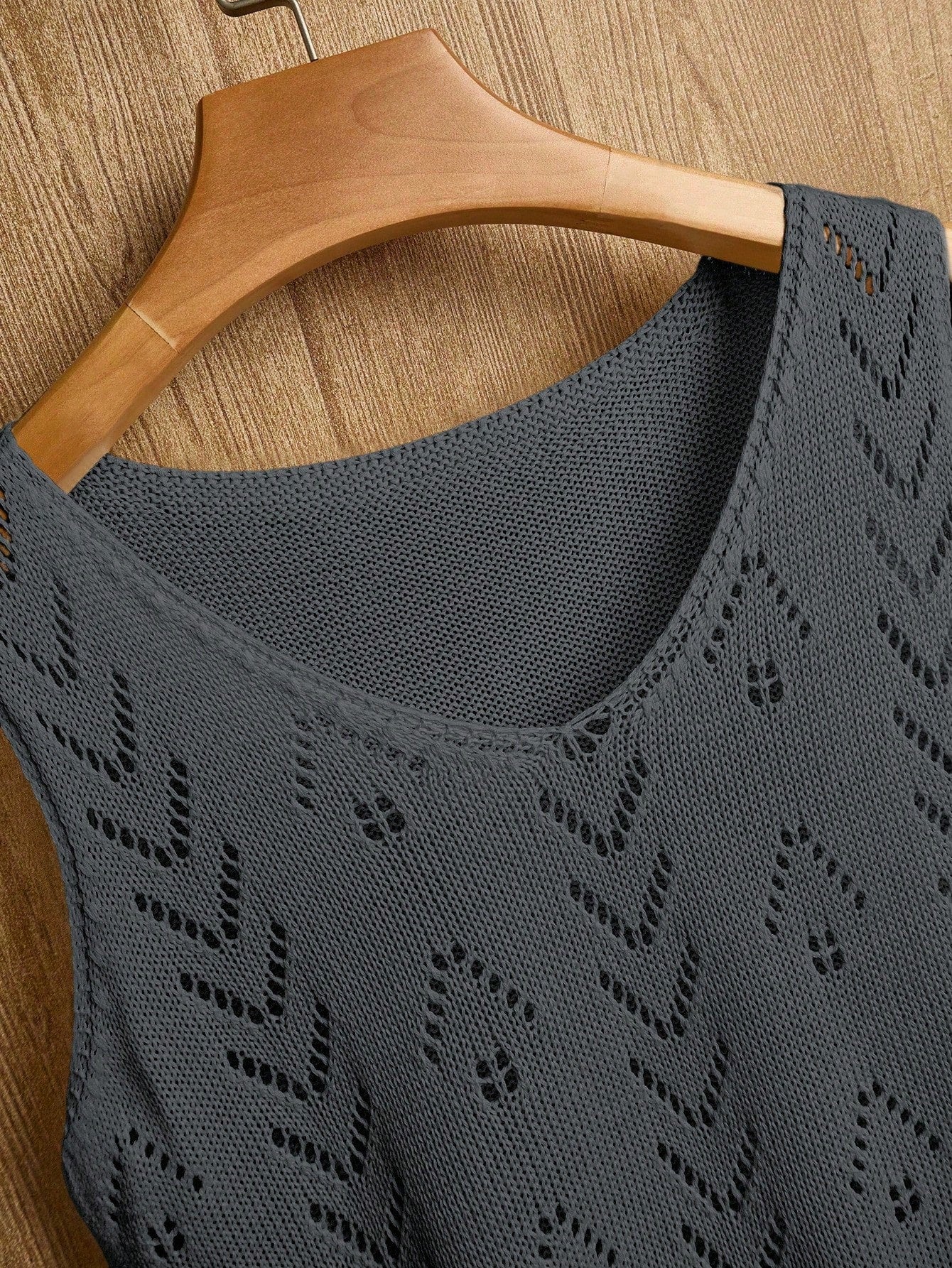 EMERY ROSE Women's Vacation Casual Solid Color Hollow Out Knit Top