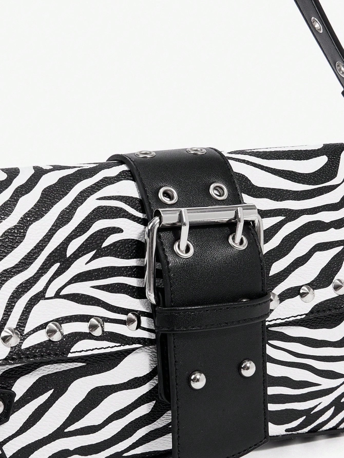 SHEIN X Lucía Bellido SHEIN SXY Fashionable Black Stud Shoulder Bag For Women, Versatile, Shopping Bag, Cool, Street Bag, Teenagers