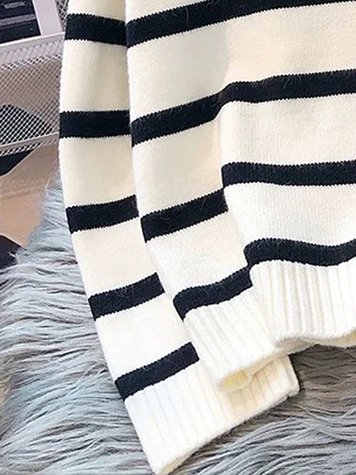 New Autumn/Winter Women Striped Zipper Turtleneck Sweater, Fashion Minimalist Pullover Classic Style,Long Sleeve Tops