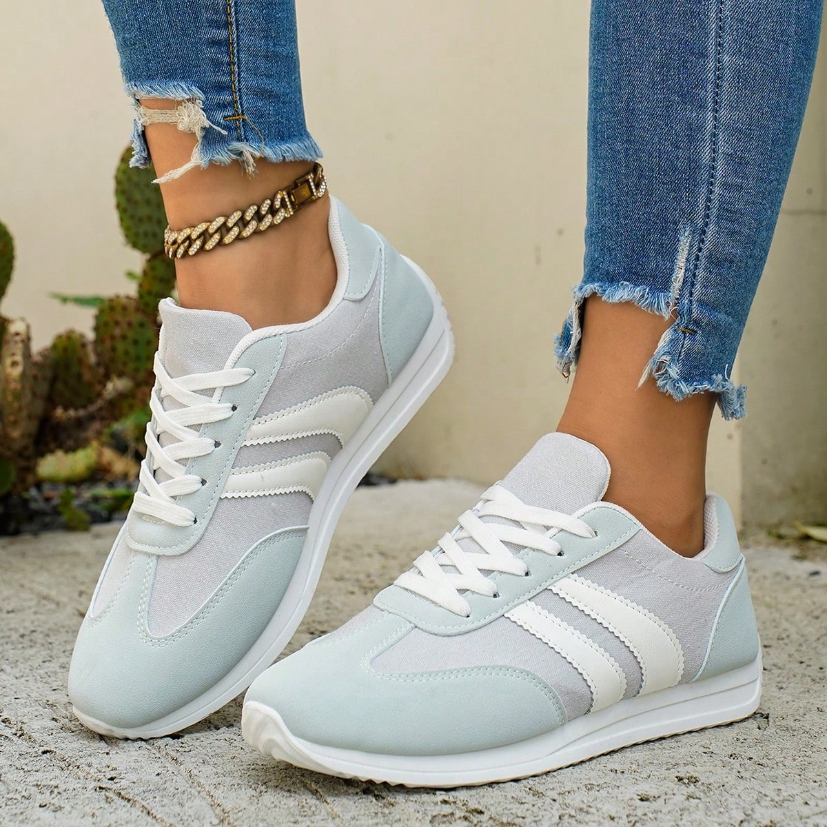 Women'S Retro Lightweight Slip-On Sneakers - White/Green & Red/White Color Options, Synthetic Cover Upper, Breathable Fabric Lining & Cushioned EVA/PVC Sole For Casual Sports & Casual Attire, Ladies Sneakers, Classic Stripe Design