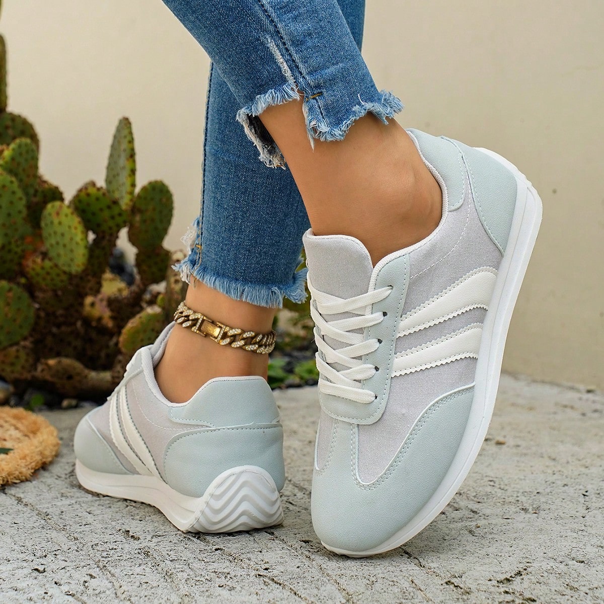 Women'S Retro Lightweight Slip-On Sneakers - White/Green & Red/White Color Options, Synthetic Cover Upper, Breathable Fabric Lining & Cushioned EVA/PVC Sole For Casual Sports & Casual Attire, Ladies Sneakers, Classic Stripe Design