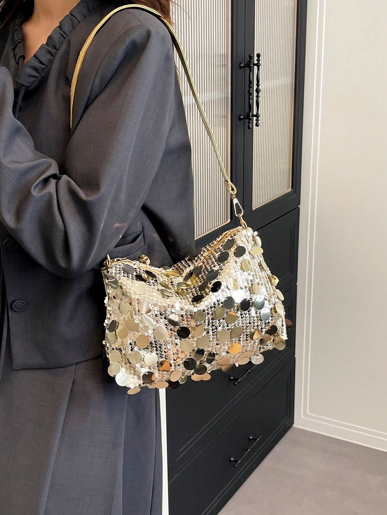 1pc Gold-Tone Glittery Crescent Moon Shape PVC Shoulder Bag For Women