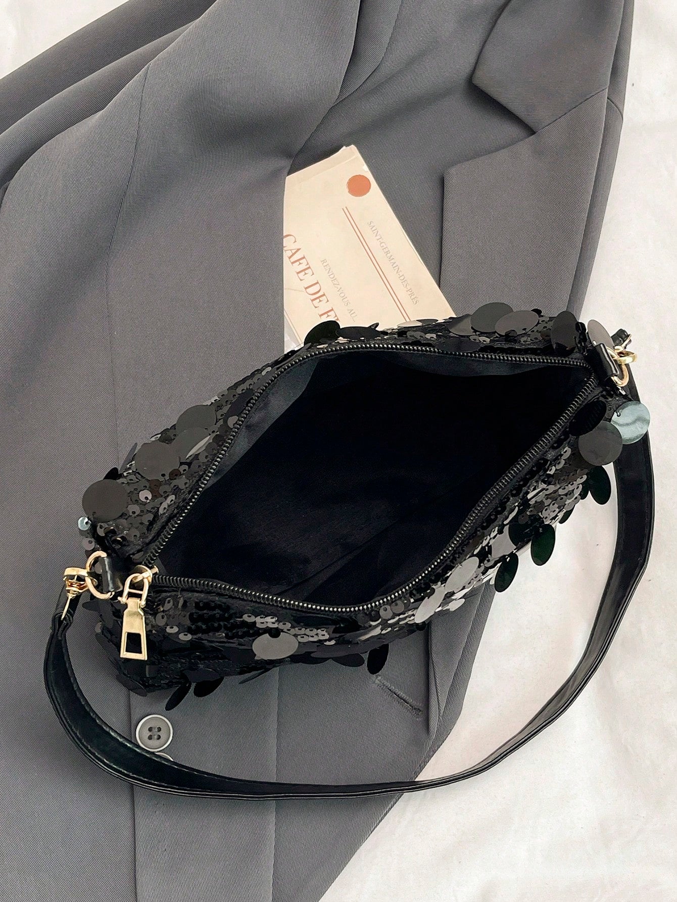 1pc Gold-Tone Glittery Crescent Moon Shape PVC Shoulder Bag For Women