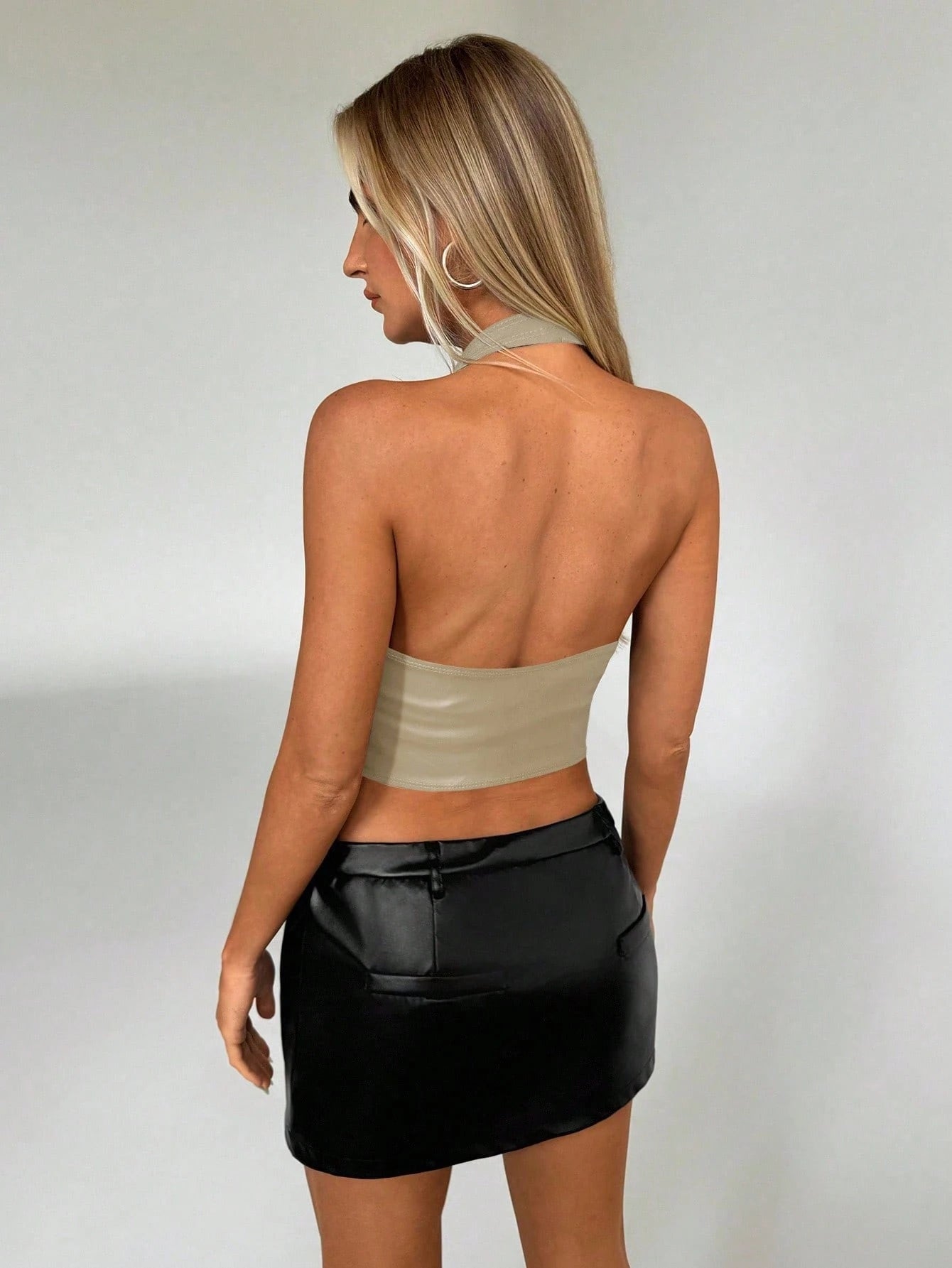 Aloruh Women Buckle Front Backless Crop PU Leather Halter Top