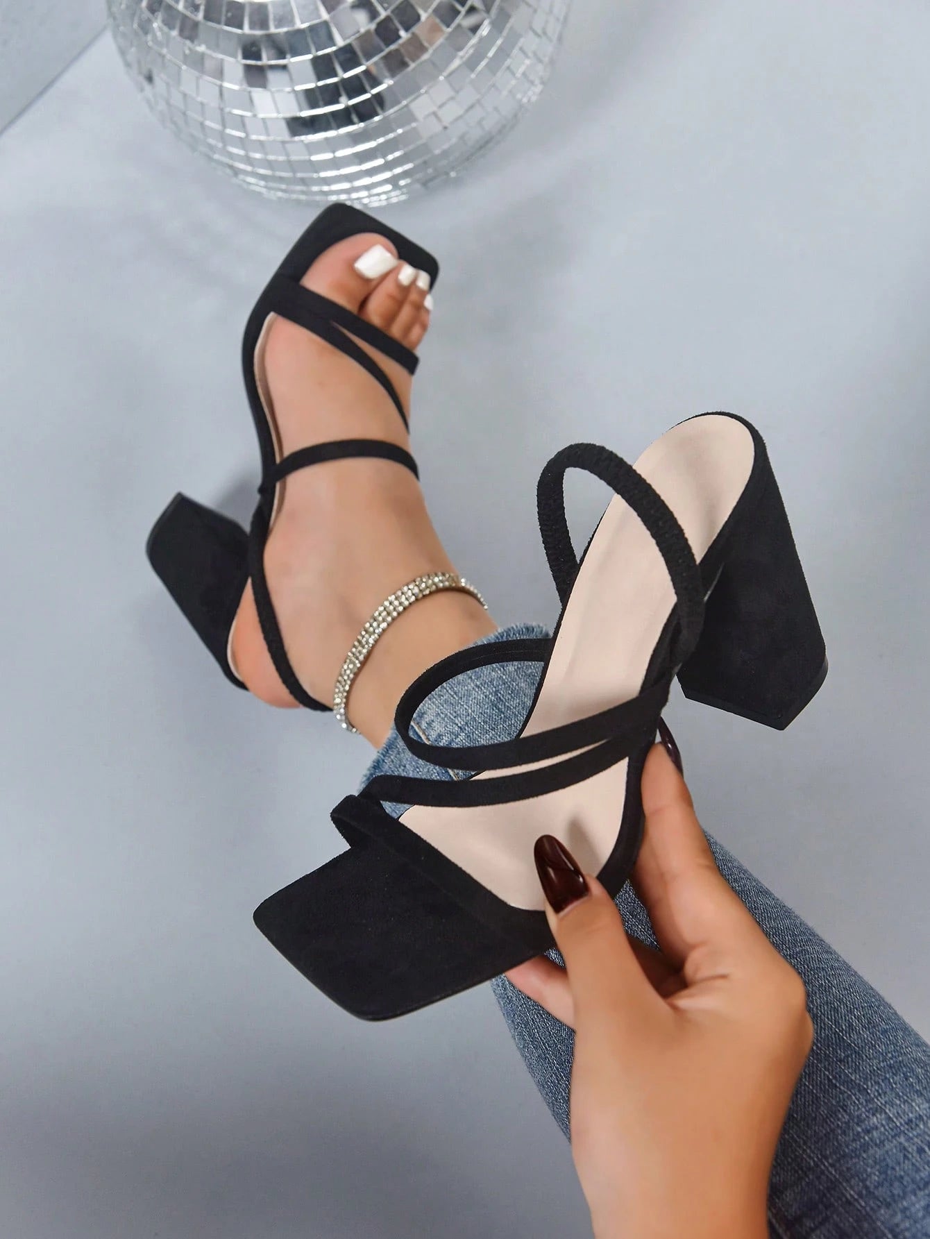 New Square Toe Retro Strap Thick Heels Gladiator Sandals For Women