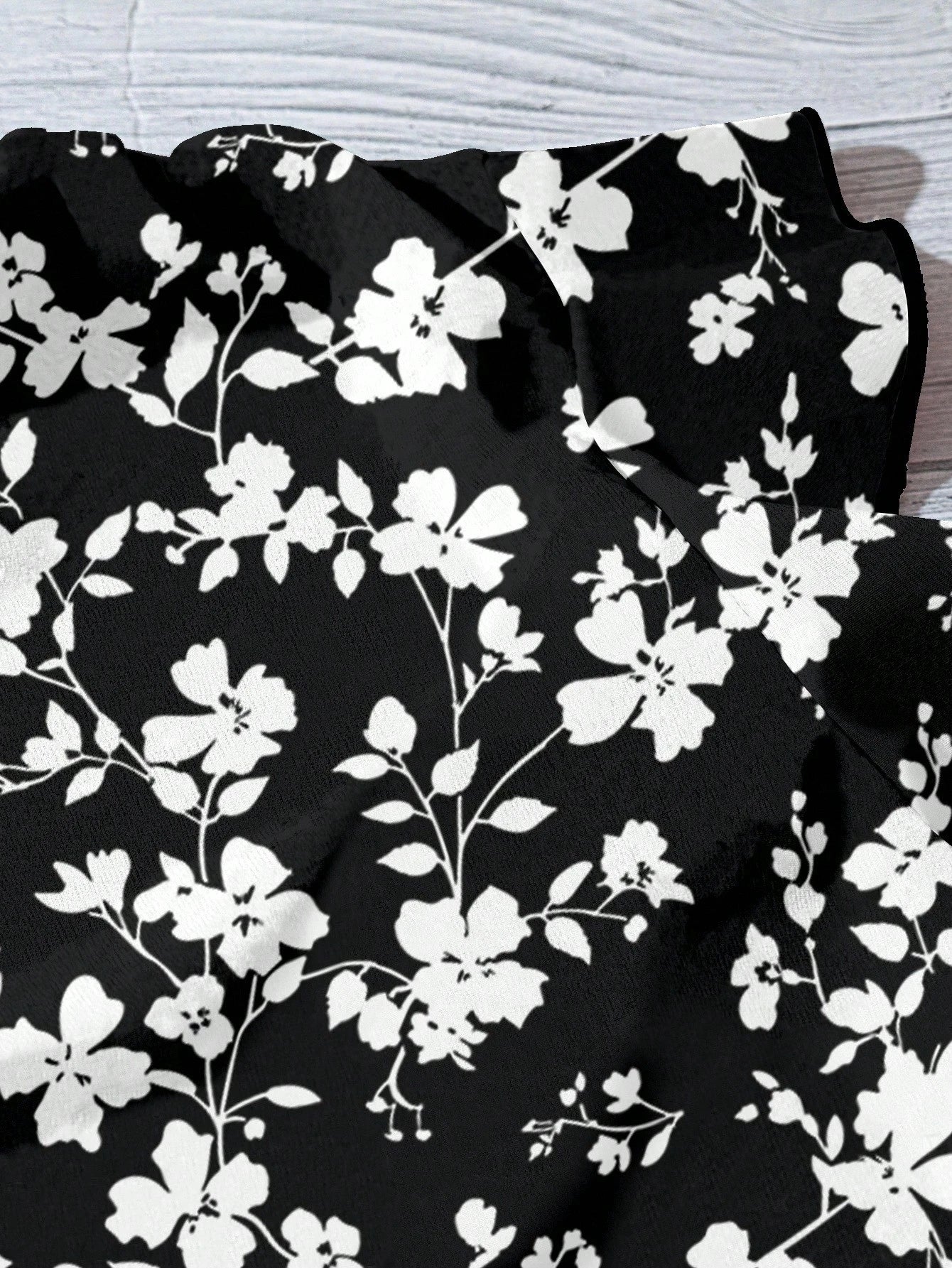 EMERY ROSE Women's Floral & Maple Leaf Print Casual Shirt, Suitable For Autumn,Fall Clothes For Women