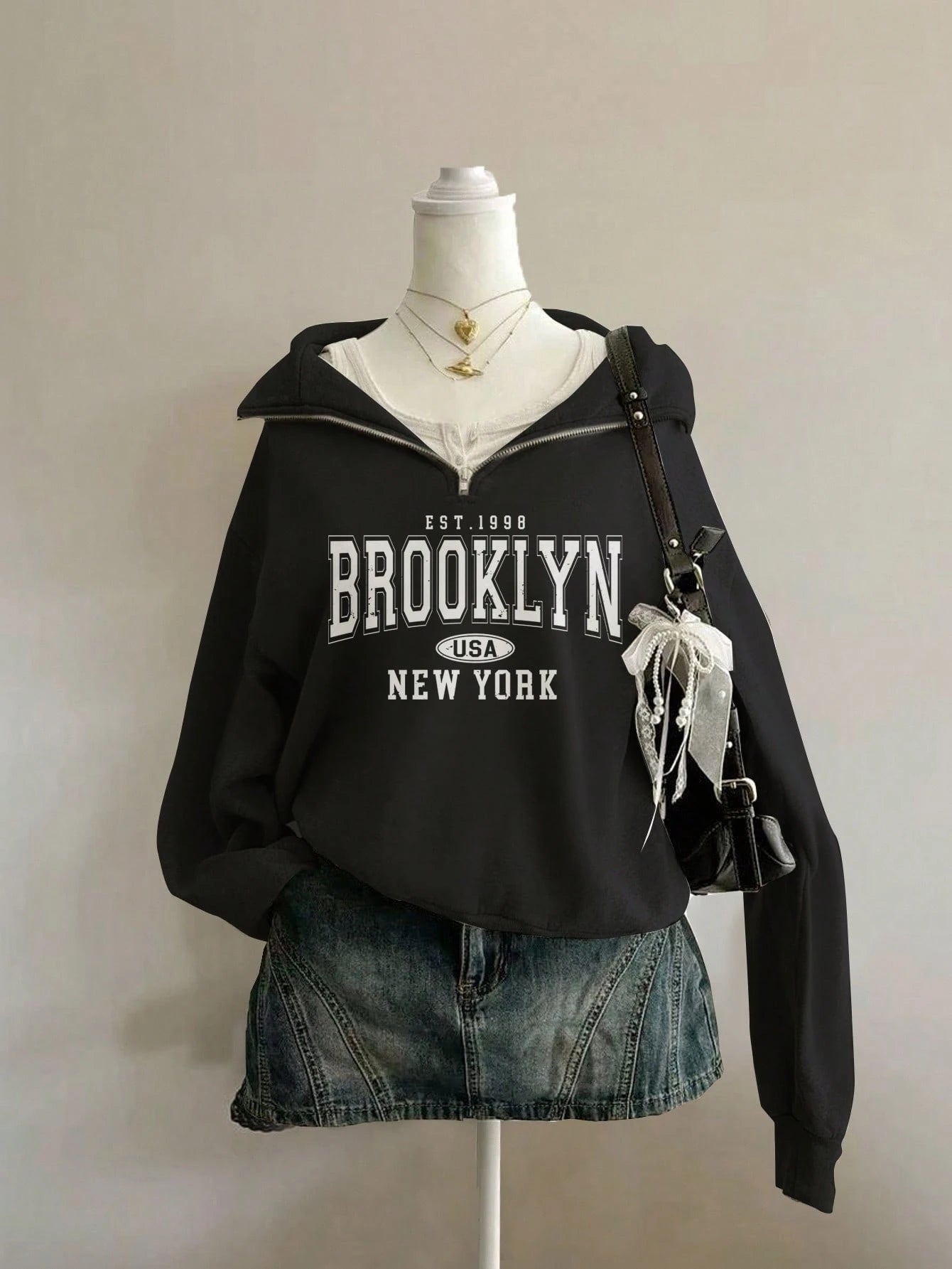 Attitoon Attitoon Retro American Campus Style Casual Oversized Unisex Women's Loose Half-Zip High Neck Fleece Hoodie, Suitable For Autumn/Winter