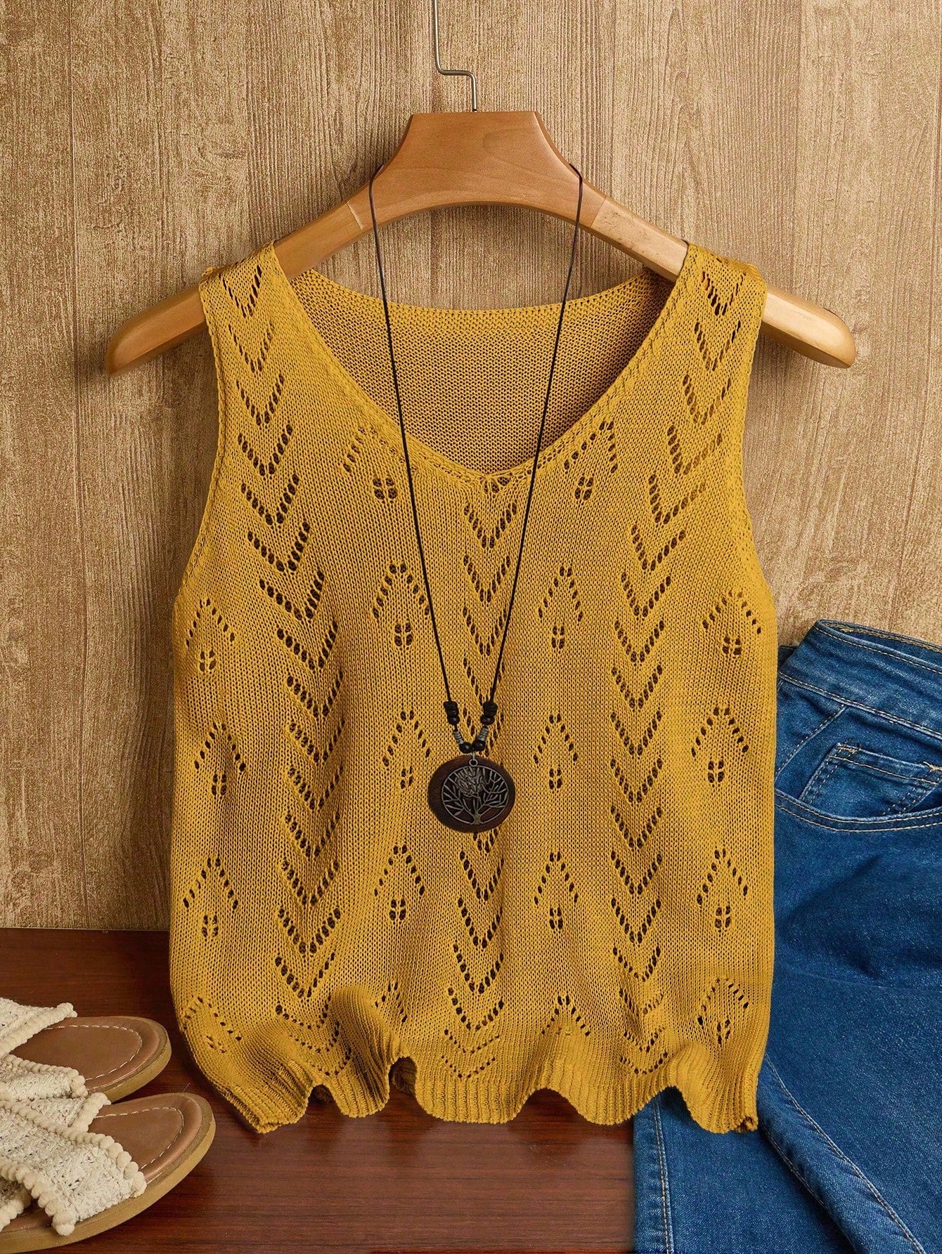 EMERY ROSE Women's Vacation Casual Solid Color Hollow Out Knit Top