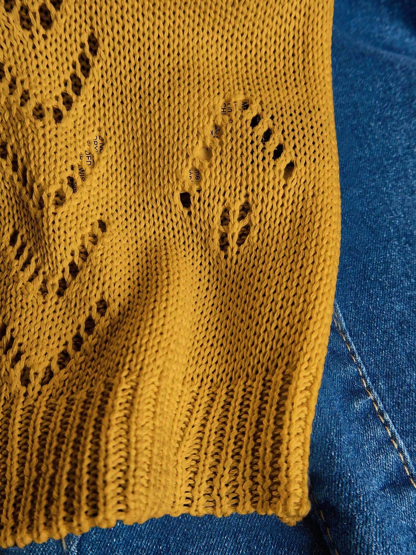 EMERY ROSE Women's Vacation Casual Solid Color Hollow Out Knit Top