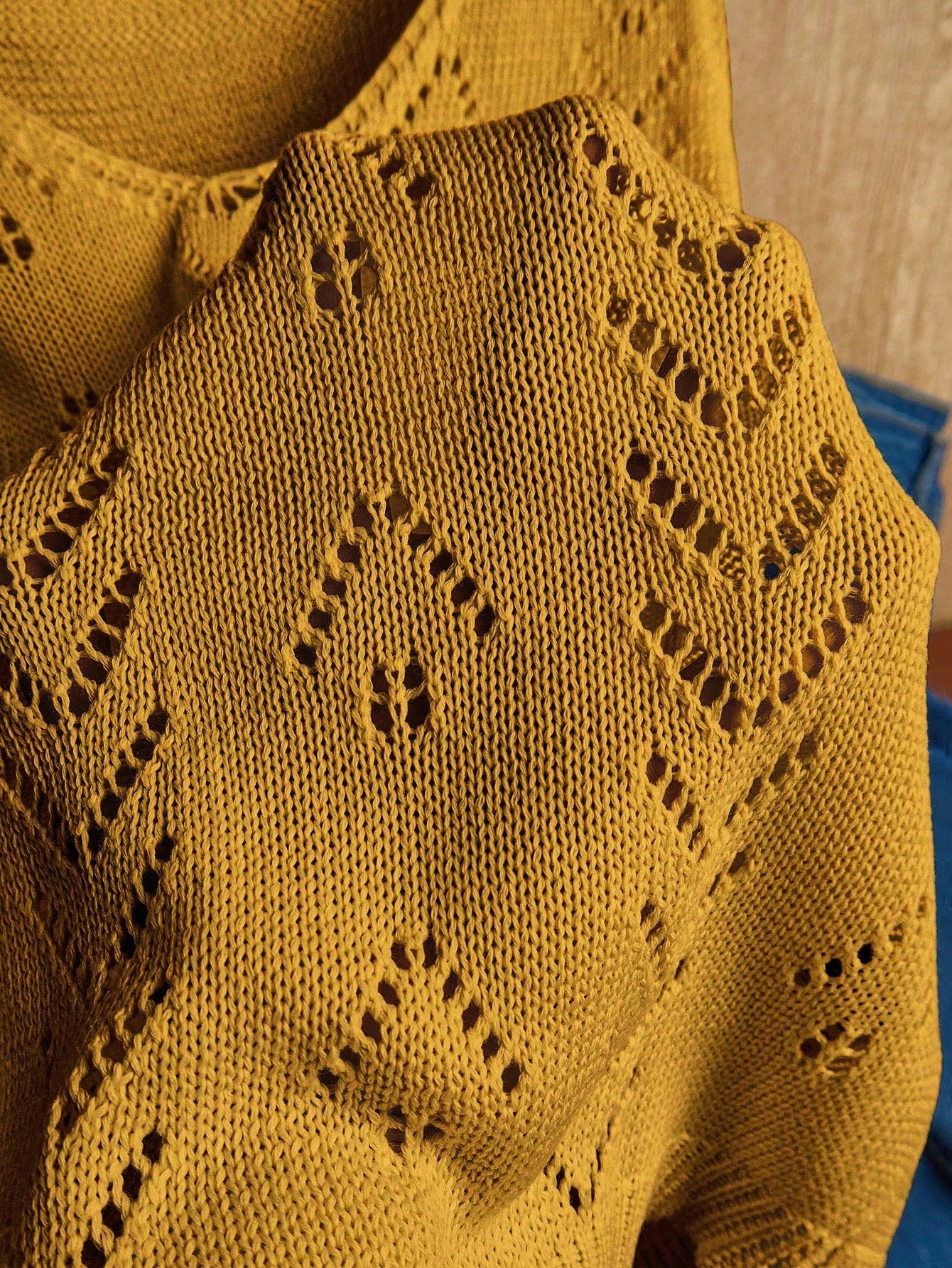 EMERY ROSE Women's Vacation Casual Solid Color Hollow Out Knit Top