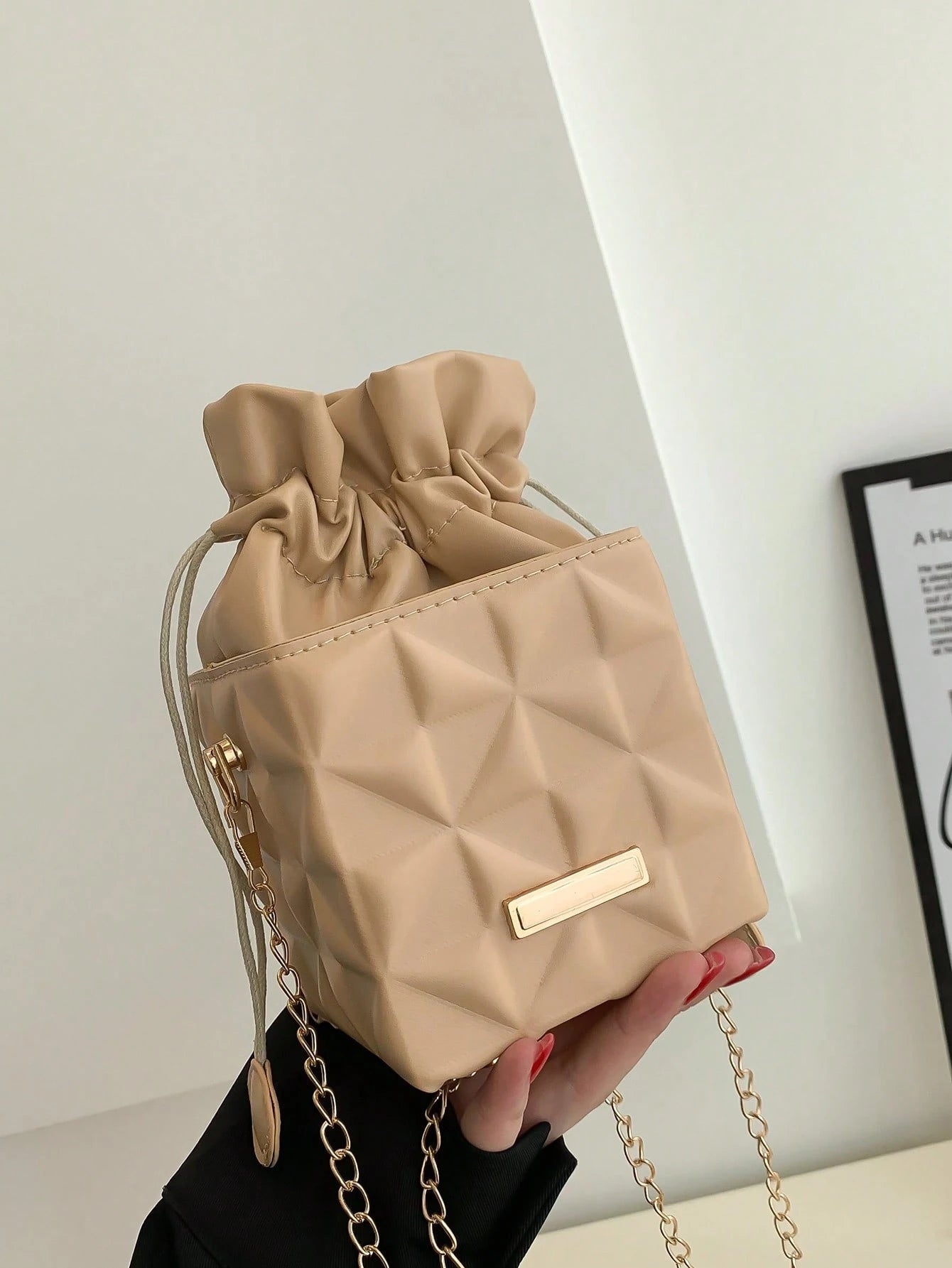 Women's Drawstring Closure Square Mini Chain Crossbody Bag