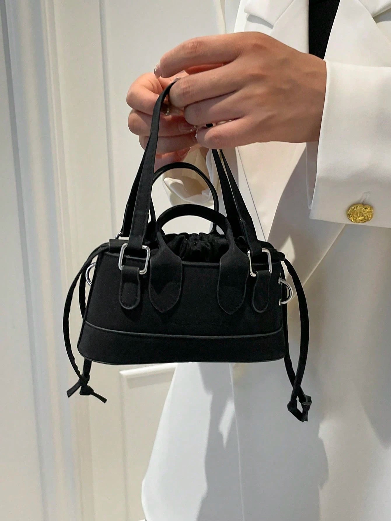 Crocodile Embossed Bucket Bag Mini Drawstring Design Funky