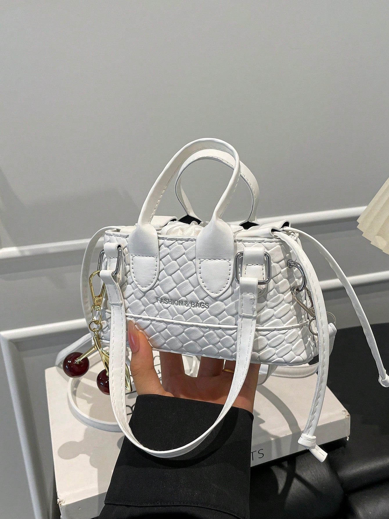 Crocodile Embossed Bucket Bag Mini Drawstring Design Funky