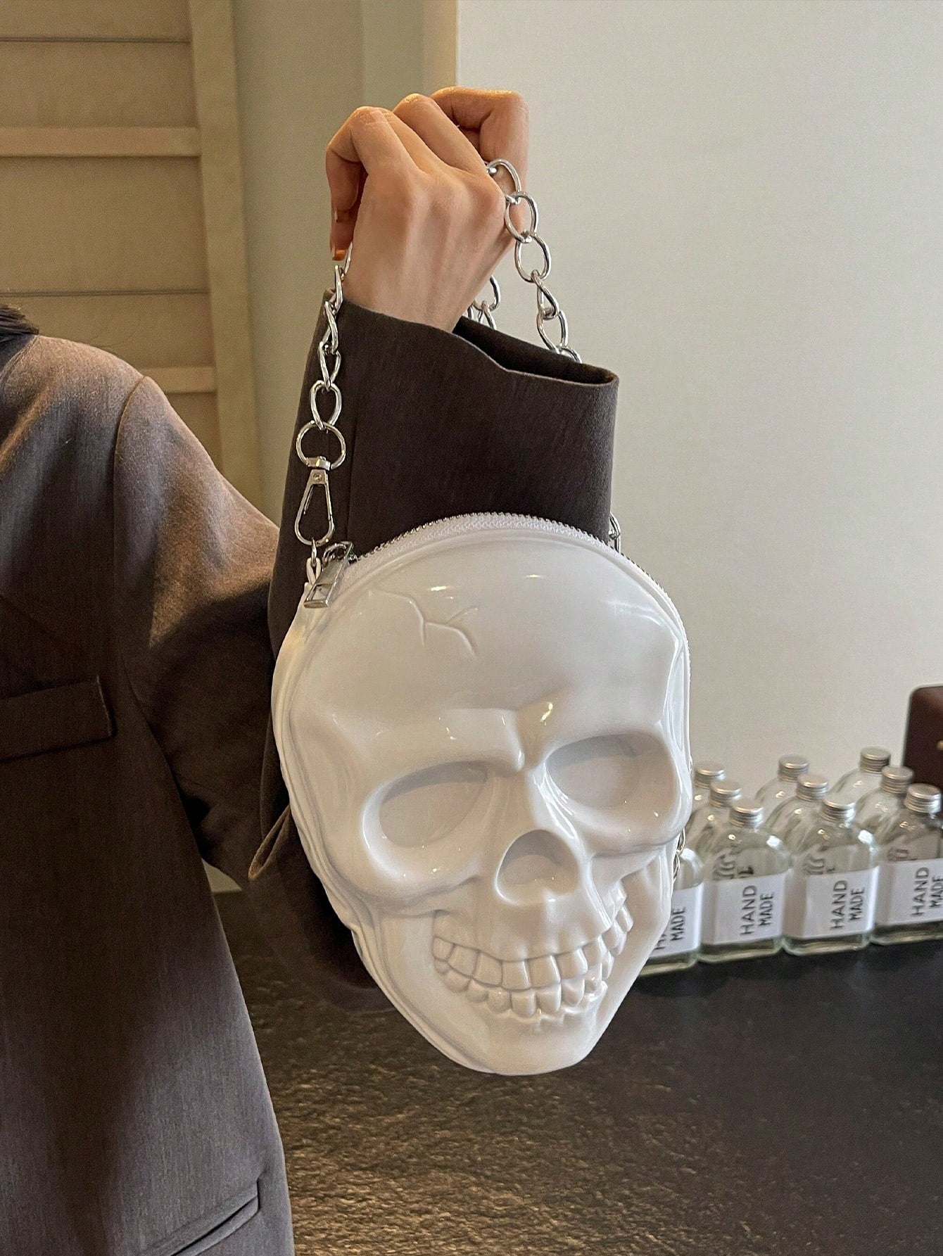 BAILEE 1 Pc Fashionable Personalized Punk Style And Cool Halloween Theme Solid Color Silicone Skull Bag With Zipper Closure And Metal Chain Design For Women's Crossbody Bag For Halloween Themed Party&Halloween Costume Matching&Halloween Gift