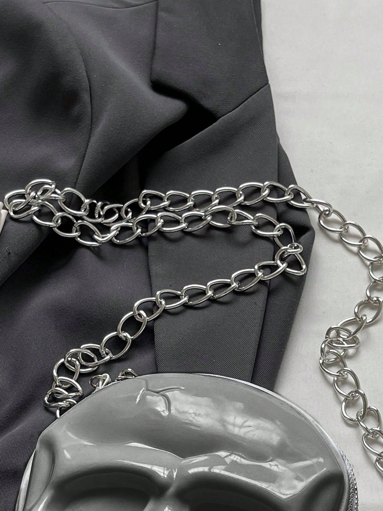 BAILEE 1 Pc Fashionable Personalized Punk Style And Cool Halloween Theme Solid Color Silicone Skull Bag With Zipper Closure And Metal Chain Design For Women's Crossbody Bag For Halloween Themed Party&Halloween Costume Matching&Halloween Gift