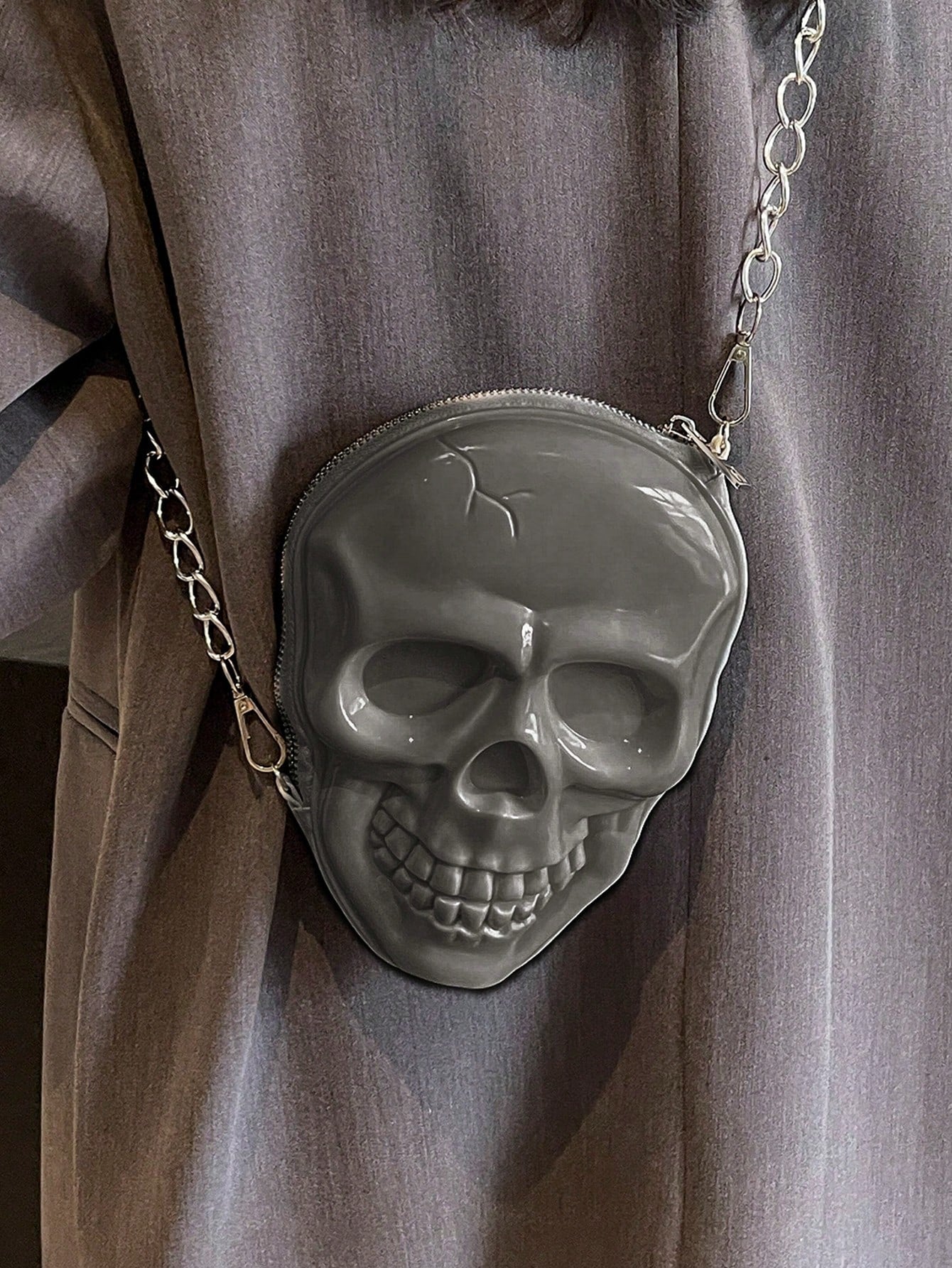 BAILEE 1 Pc Fashionable Personalized Punk Style And Cool Halloween Theme Solid Color Silicone Skull Bag With Zipper Closure And Metal Chain Design For Women's Crossbody Bag For Halloween Themed Party&Halloween Costume Matching&Halloween Gift