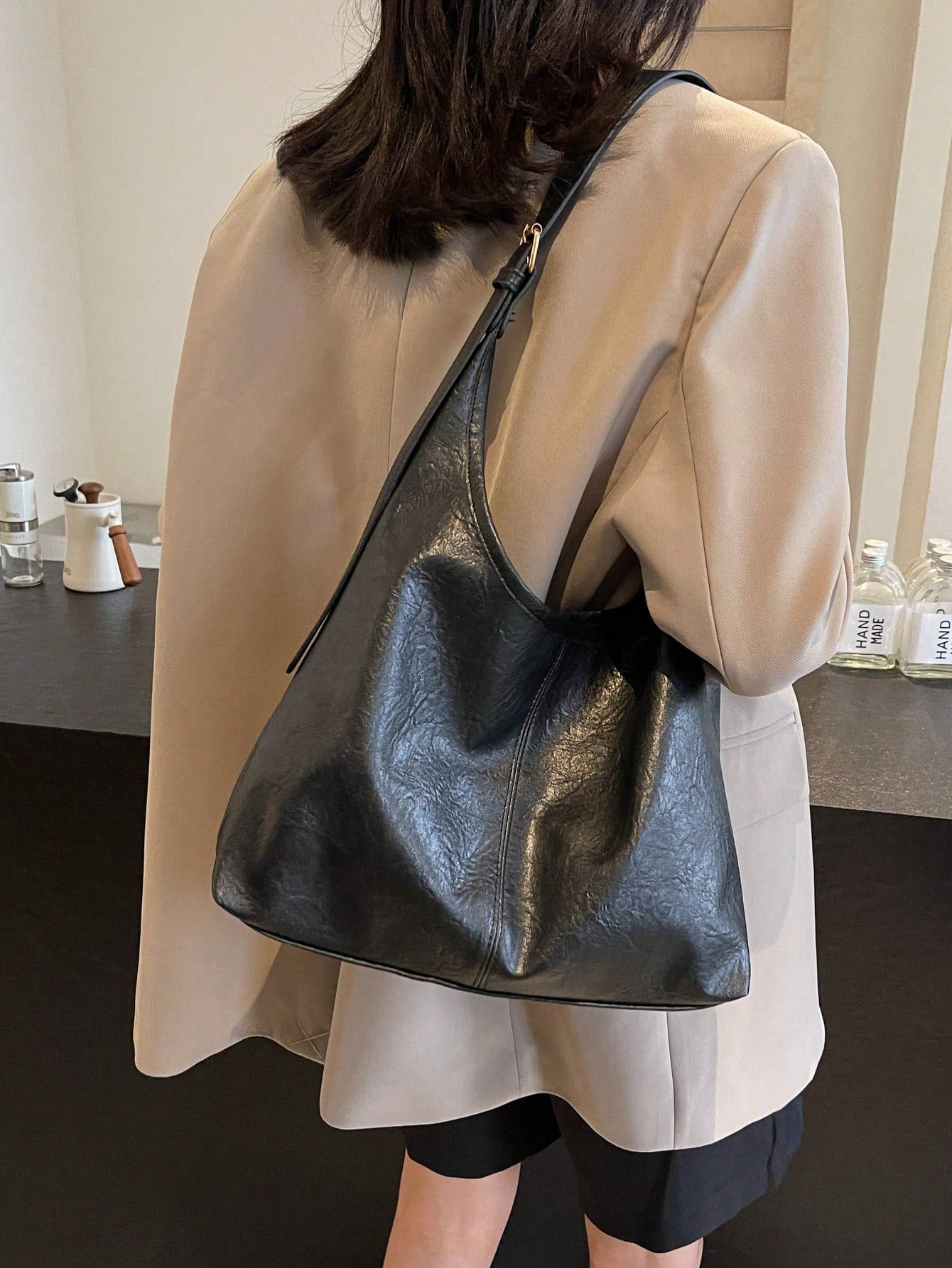 This Year's Fashionable Large Tote Bag Women New Fashion Design Shoulder Bag Stylish Women Handbag